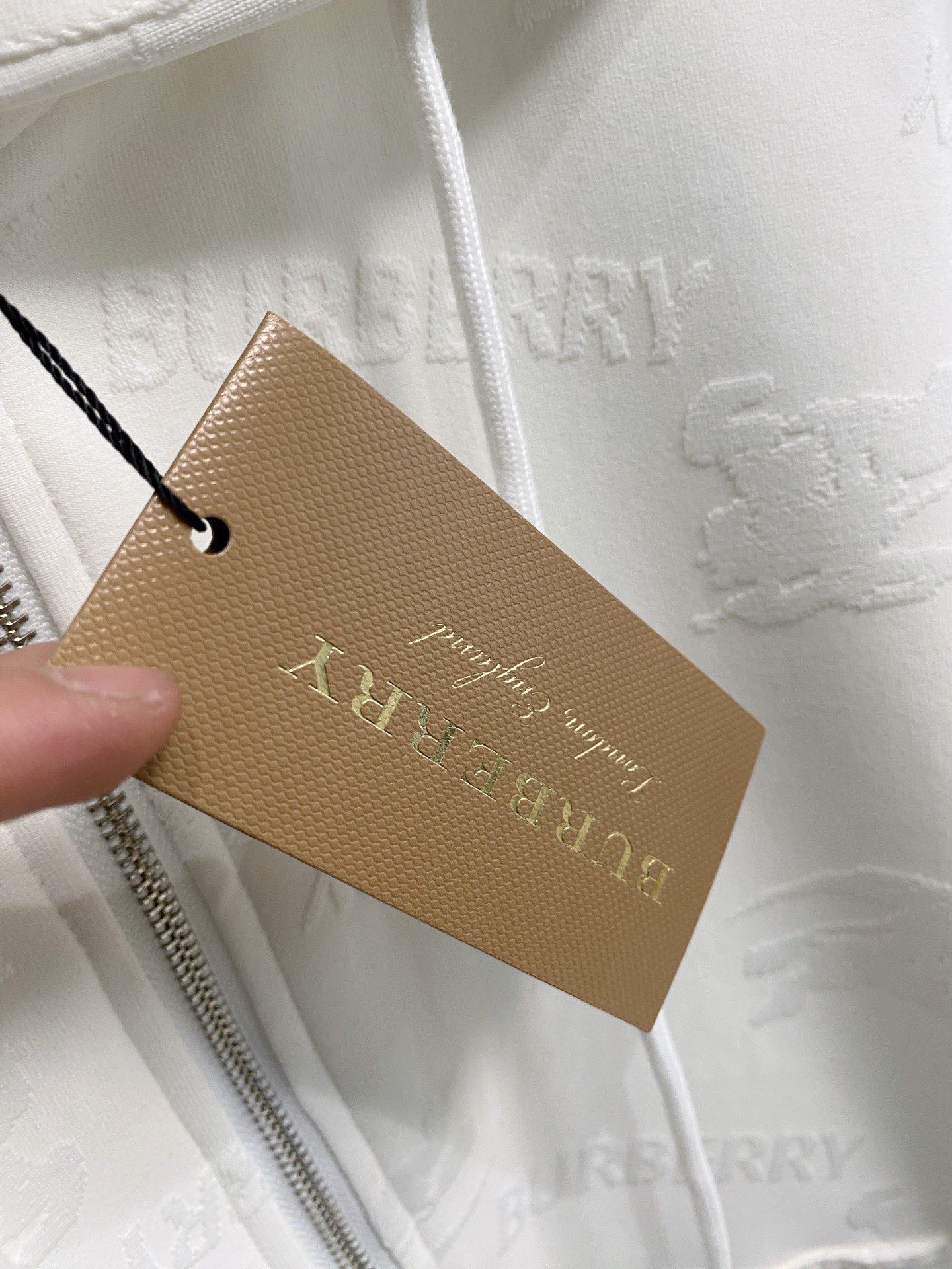 Burberry 品牌：巴宝莉 2026新款 休闲套装 透气舒适休闲 高级感满满 细节 高档