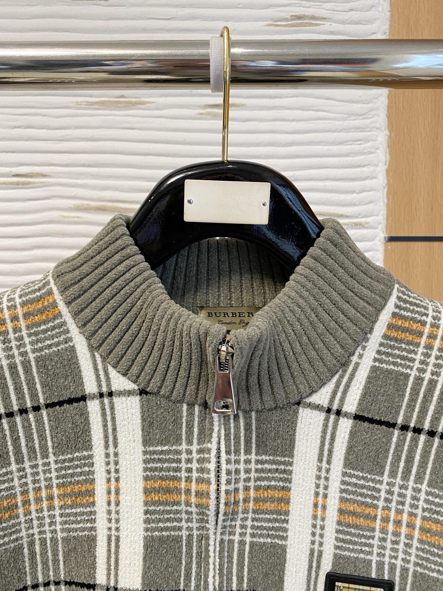 Burberry 品牌：巴宝莉 秋冬 开衫羊毛衫 全品相 羊毛混纺面料