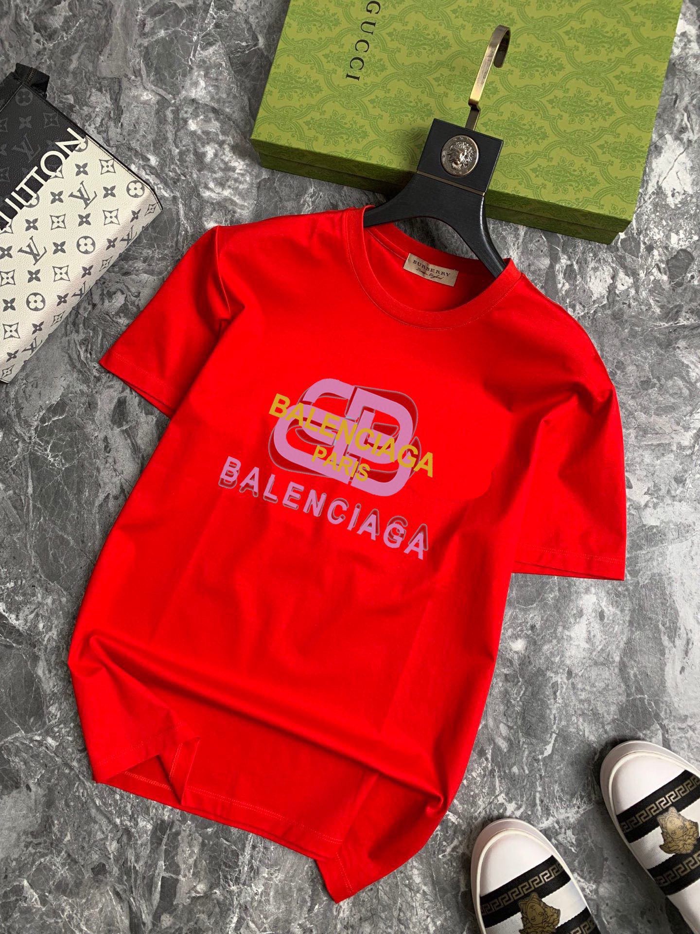 Balenciaga 品牌： 巴黎世家 (胖子福音) 男士休闲短袖T恤 2026春夏新品