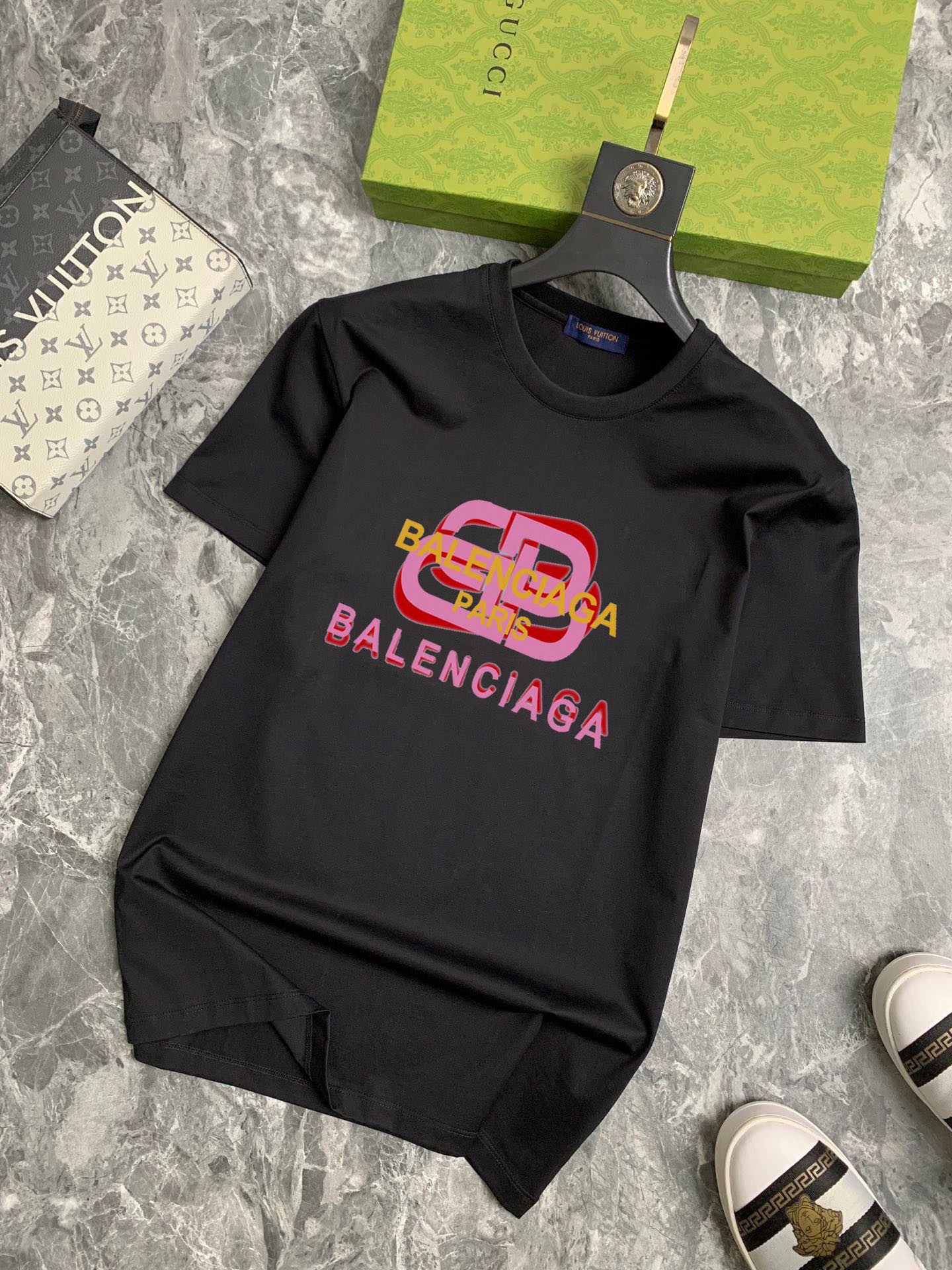 Balenciaga 品牌： 巴黎世家 (胖子福音) 男士休闲短袖T恤 2026春夏新品