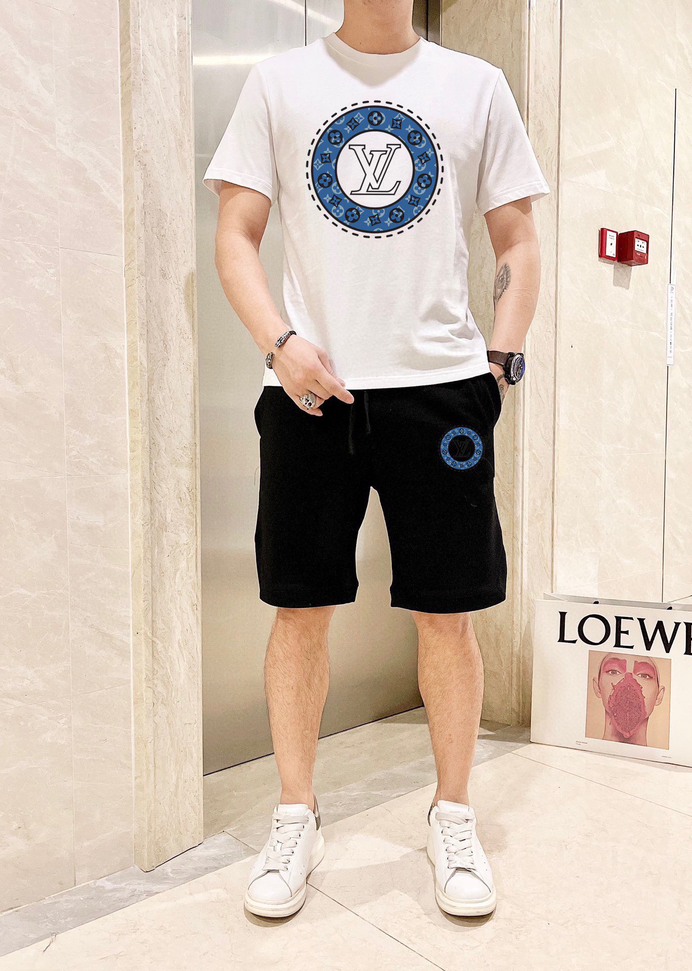 P120 Marca: LV 2026 ¡Nuevo traje corto de manga corta para hombre! ¡Ventas sincrónicas en el sitio web oficial! ¡Versió…