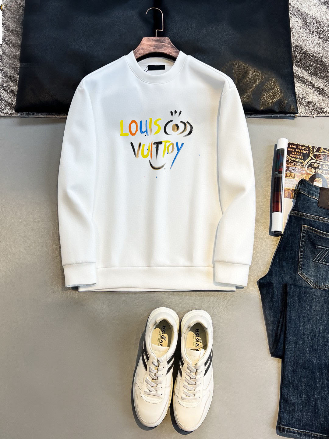P100 Marca: LV (Fat Man Gospel) 2026ss última sudadera de manga larga y cuello redondo a principios de primavera, a la …