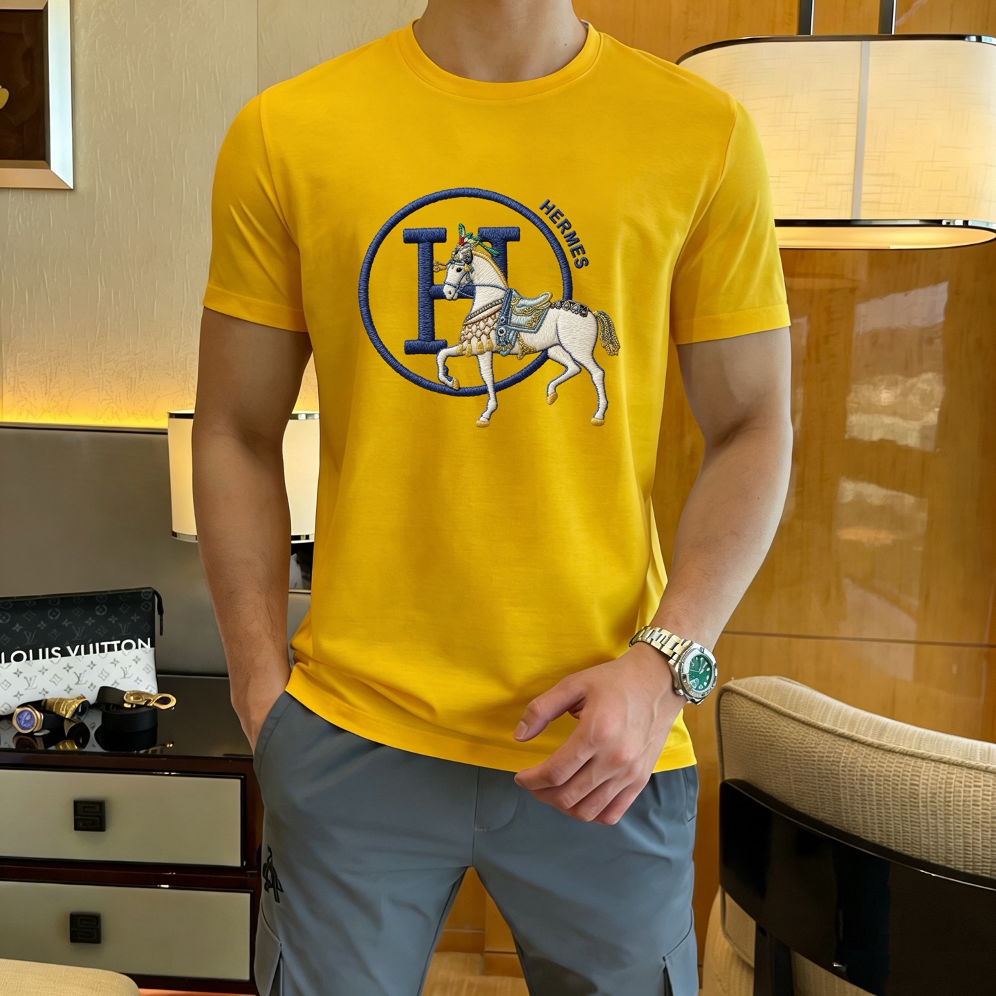Hermès 品牌： 爱马仕 (胖子福音) 男士休闲短袖T恤 2026春夏新品
