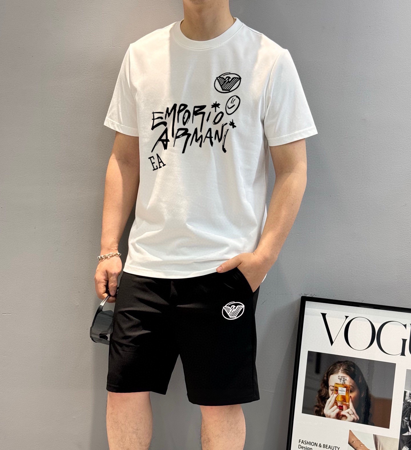 P120 Marca: Armani 2026 nuevo conjunto de camiseta de manga corta y pantalones cortos para hombre. ¡Venta sincronizada …
