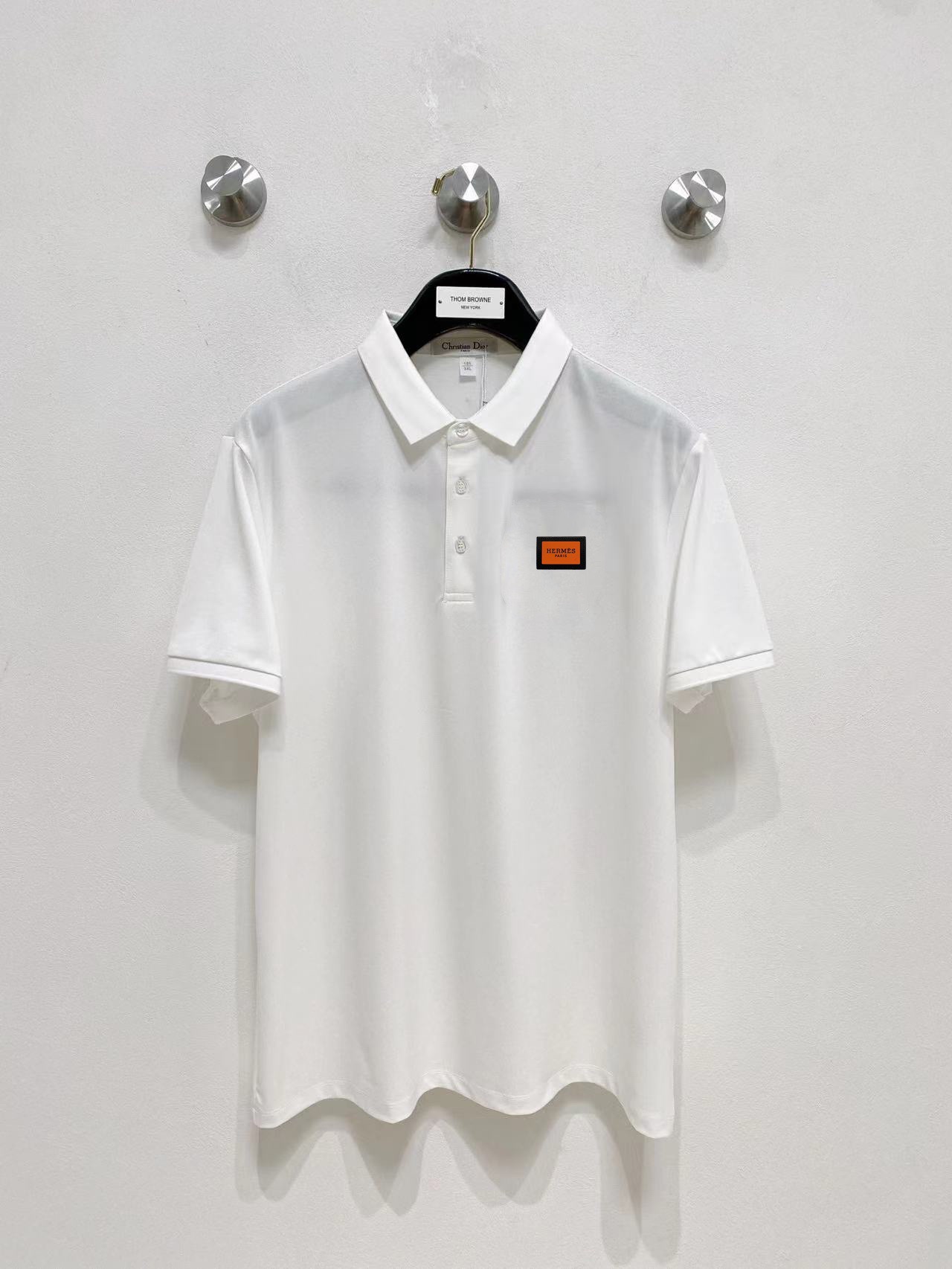 Hermès 品牌：爱马仕 2026夏季新款翻领 全球 男装 简约 从容百搭