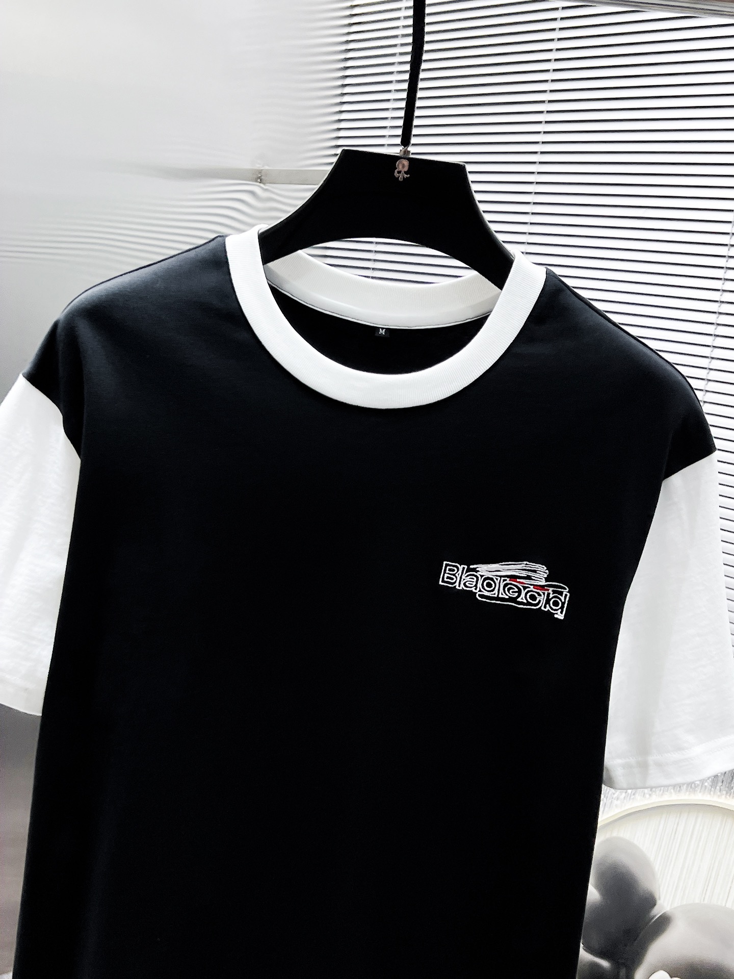 Balenciaga 品牌：巴黎世家 2026圆领短袖短裤套装 纯棉面料上身不会闷热 爽滑舒适的亲肤效果更加透气