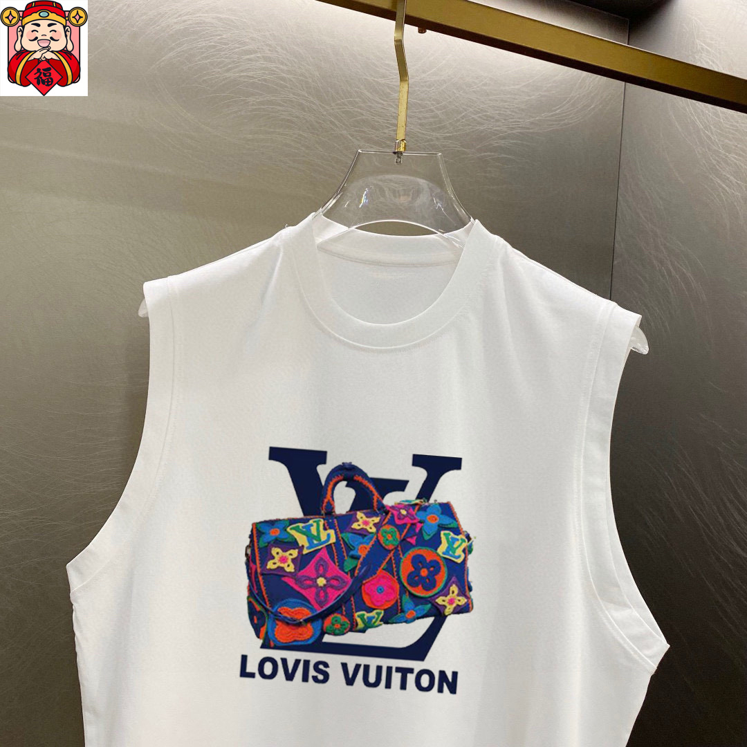 Unknown 品牌：LV 2026夏季新品背心T袖 简约款式 任何人都可以轻松驾驶 进口定制丝光棉面料 手软舒适有型 吸汗透气