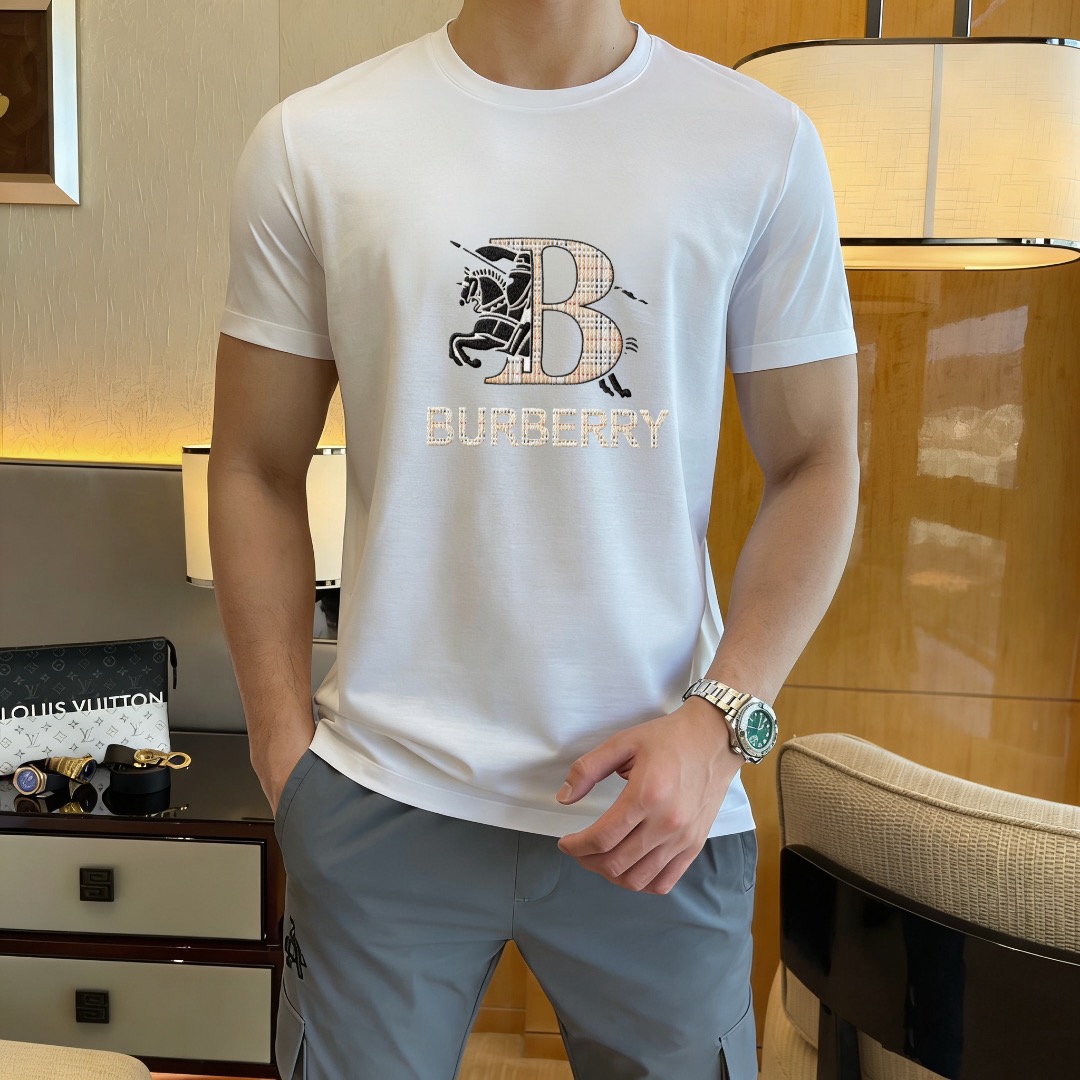 Burberry 品牌： 巴宝莉 (胖子福音) 男士休闲短袖T恤 2026春夏新品