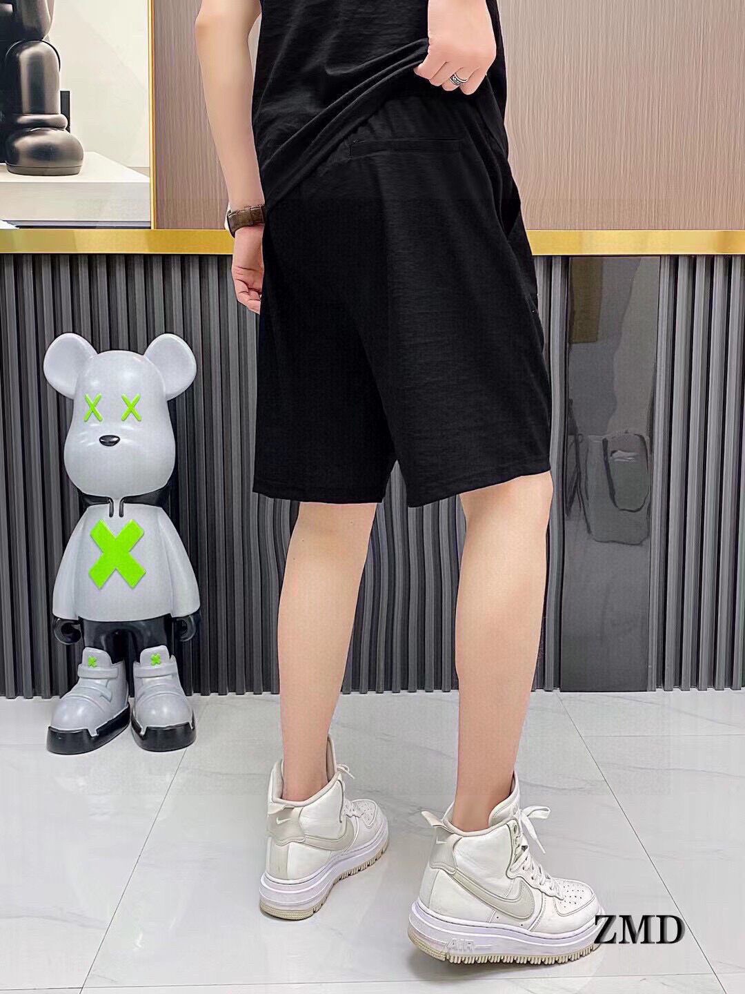 Chrome Hearts 品牌：克罗心 2026新款男士短袖短裤套装 销售 市面高端版本 手感细腻柔软 让你穿着更加舒适 立体裁剪版型超赞 尺码:M-5XL下单请报身高体重