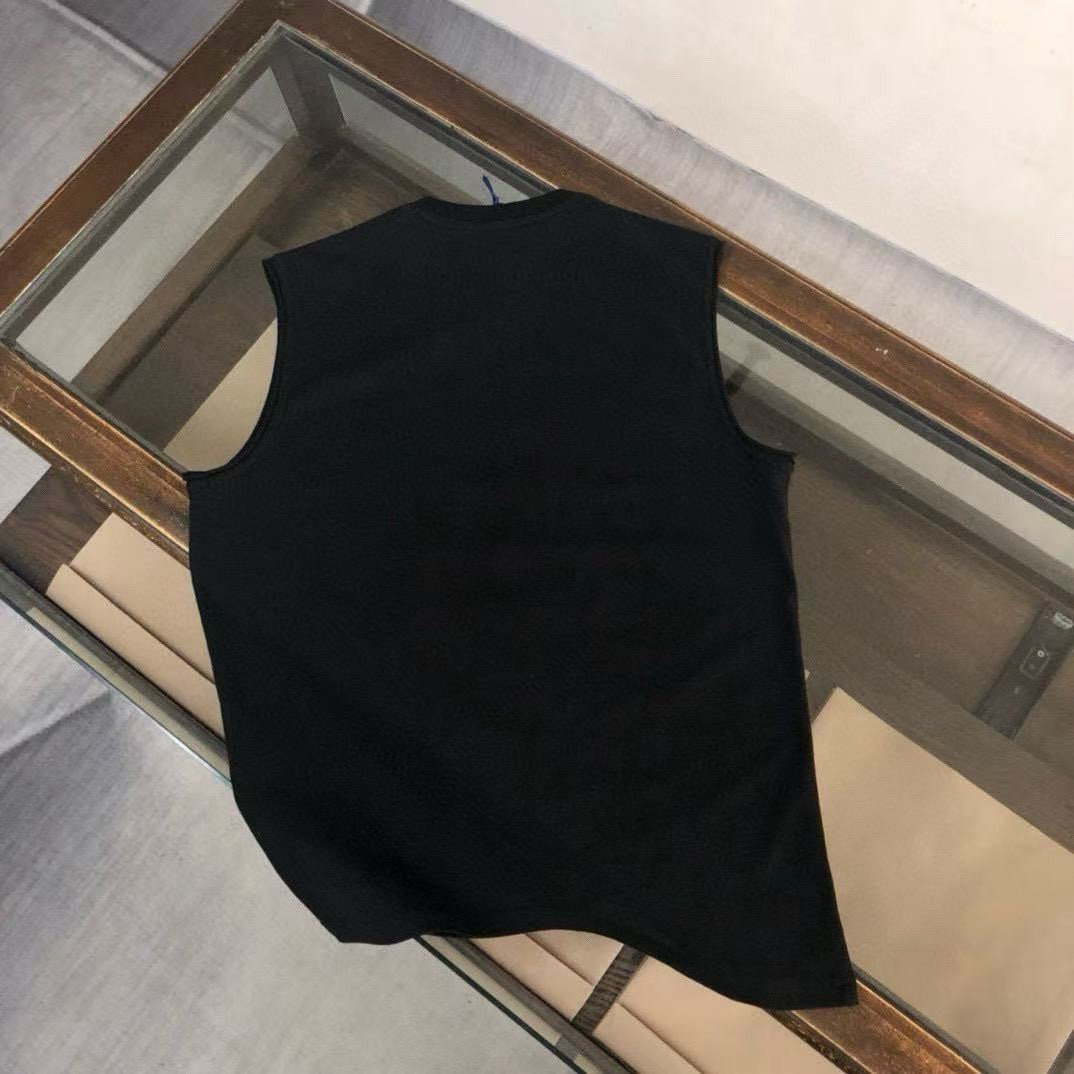 Balenciaga 品牌：巴黎世家 2026夏季新品背心T袖 简约款式 任何人都可以轻松驾驶 进口定制丝光棉面料 手软舒适有型 吸汗透气