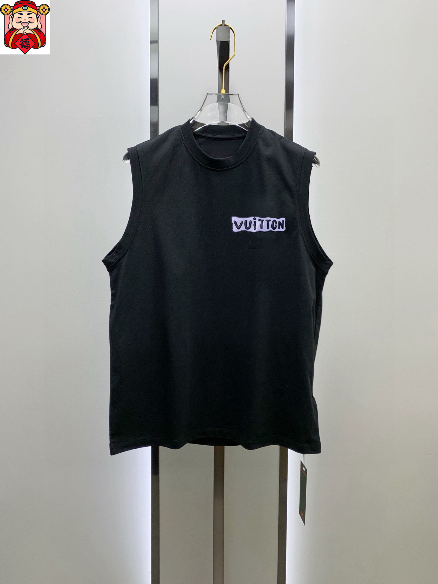 Unknown 品牌：LV 2026夏季新品背心T袖 简约款式 任何人都可以轻松驾驶 进口定制丝光棉面料 手软舒适有型 吸汗透气