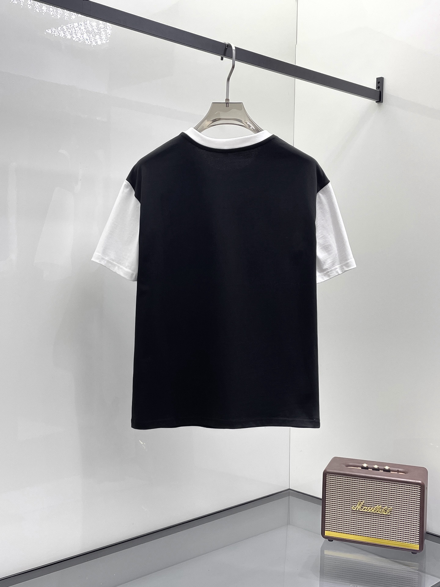 Balenciaga 品牌：巴黎世家 2026圆领短袖短裤套装 纯棉面料上身不会闷热 爽滑舒适的亲肤效果更加透气