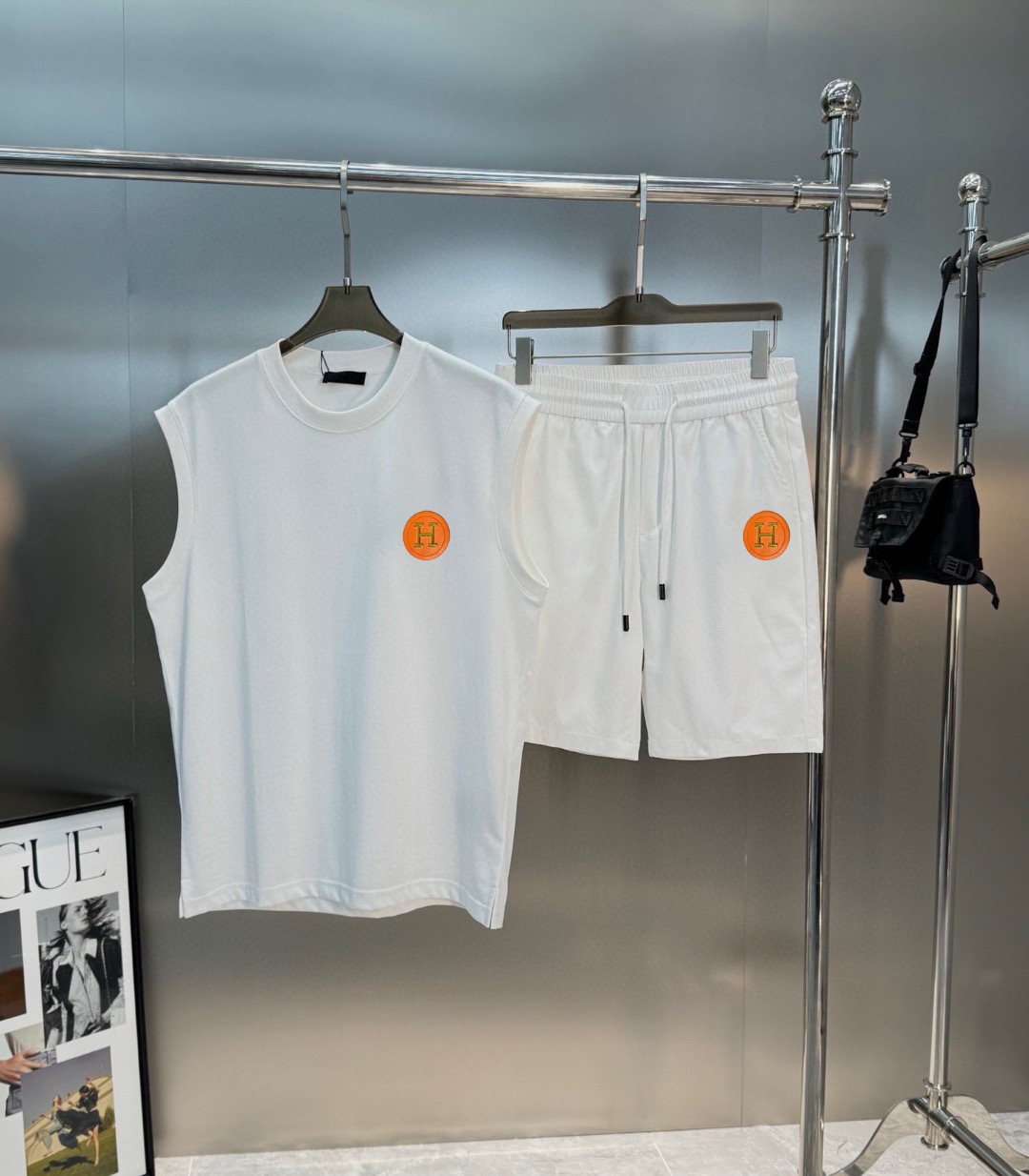 Hermès 品牌：爱马仕 2026 夏季新品背心套装