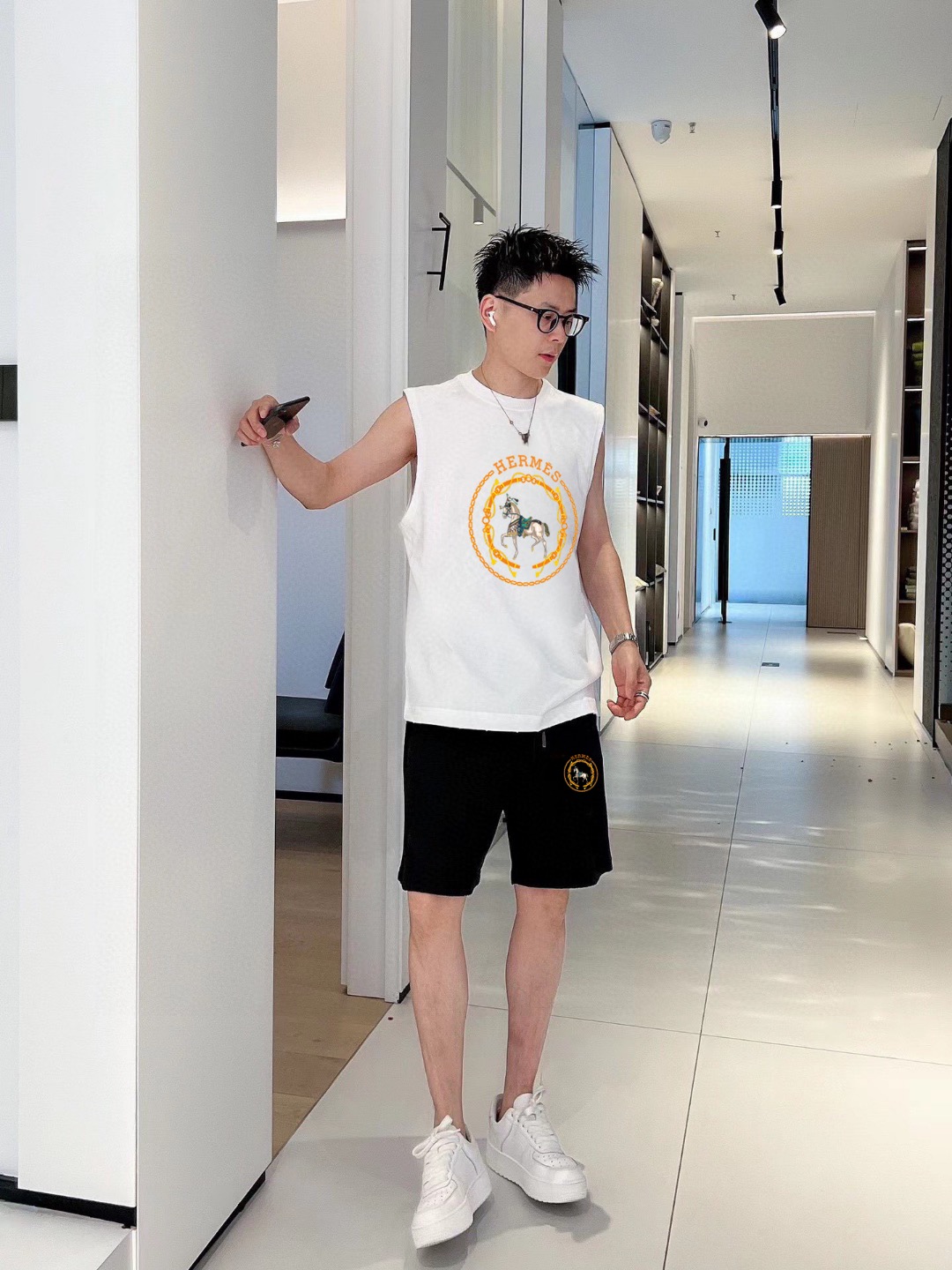 Hermès 品牌：爱马仕 2026 夏季新品背心套装