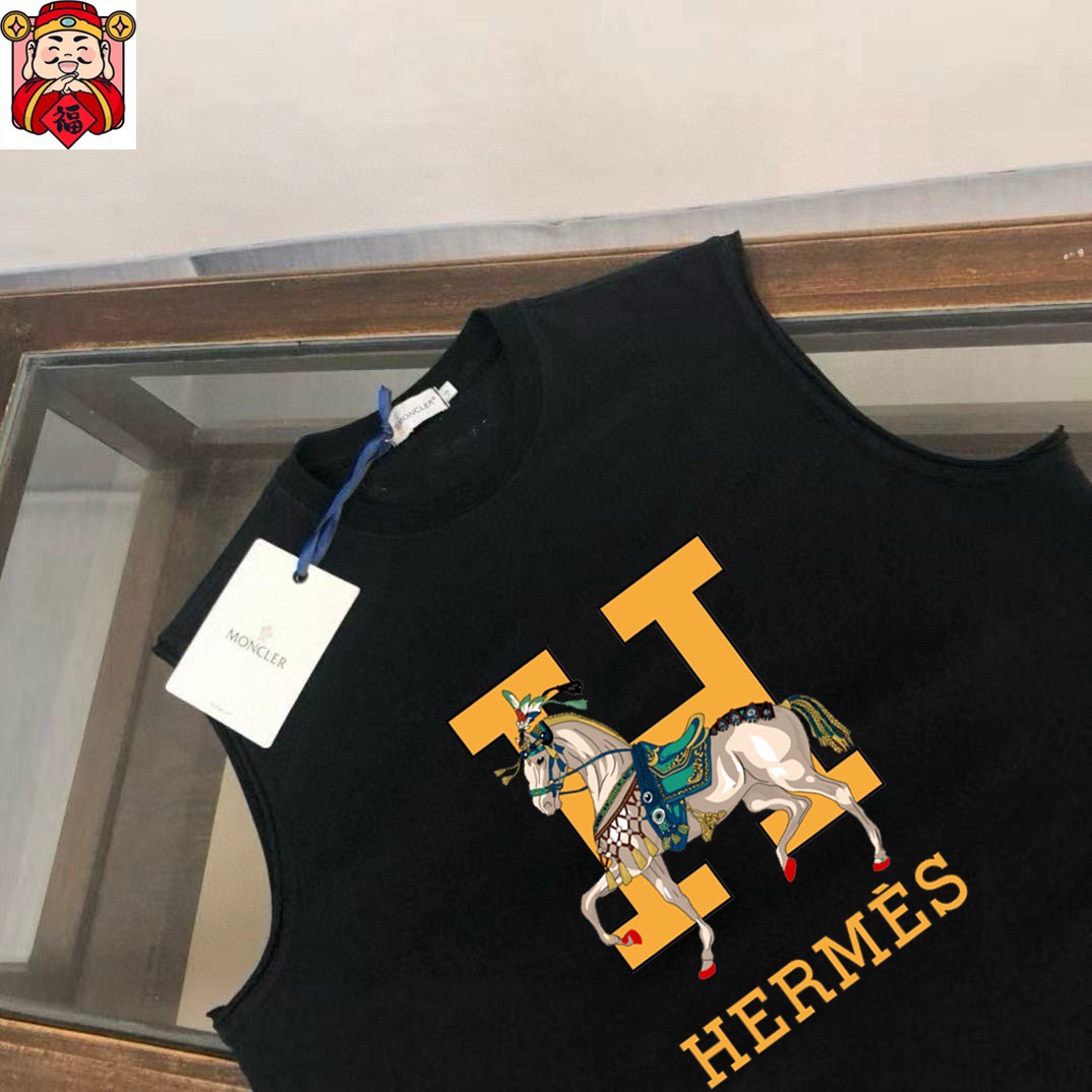 Hermès 品牌：爱马仕 2026夏季新品背心T袖 简约款式 任何人都可以轻松驾驶 进口定制丝光棉面料 手软舒适有型 吸汗透气