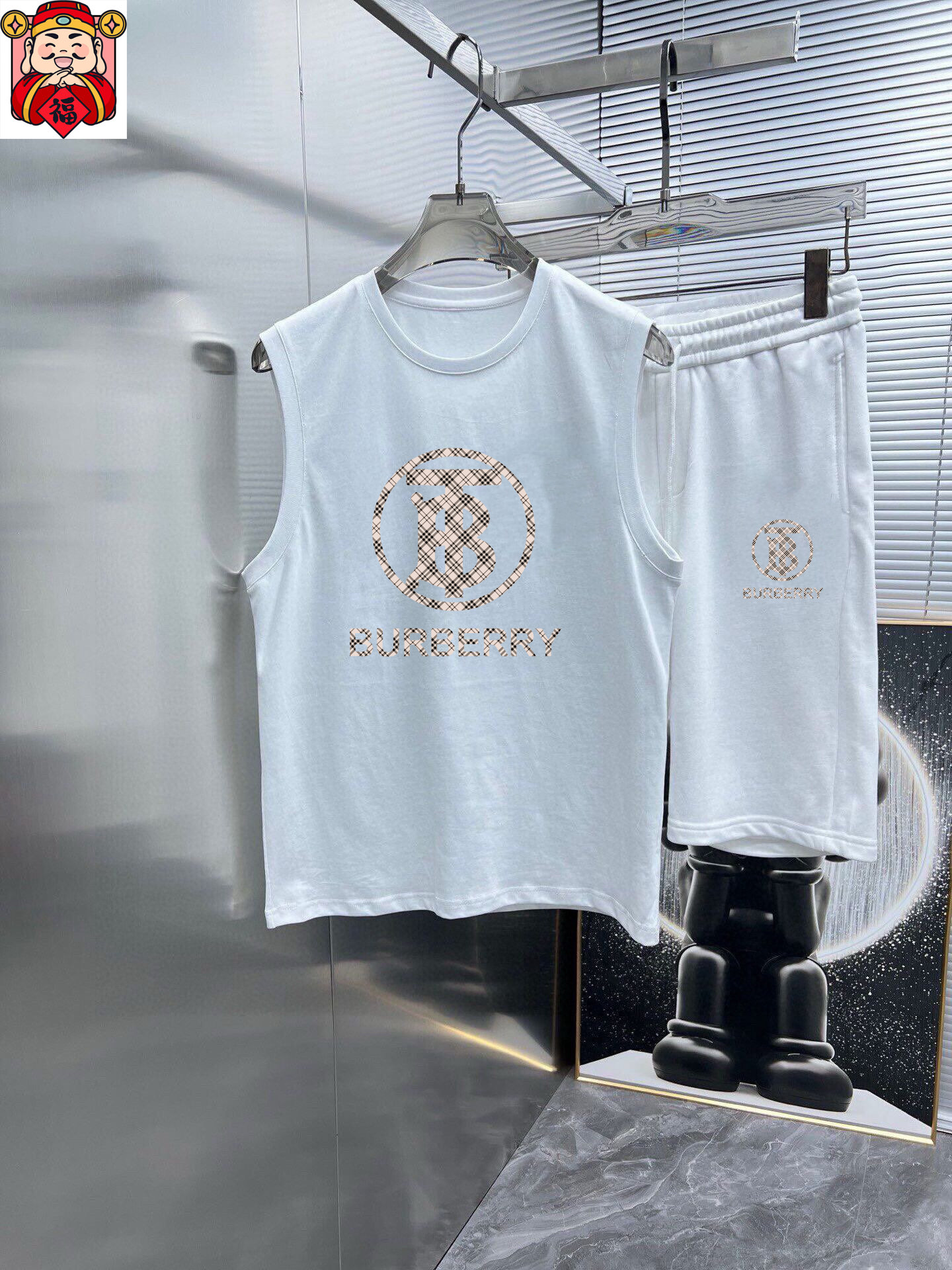 Burberry 品牌：巴宝莉 2026 夏季新品背心套装