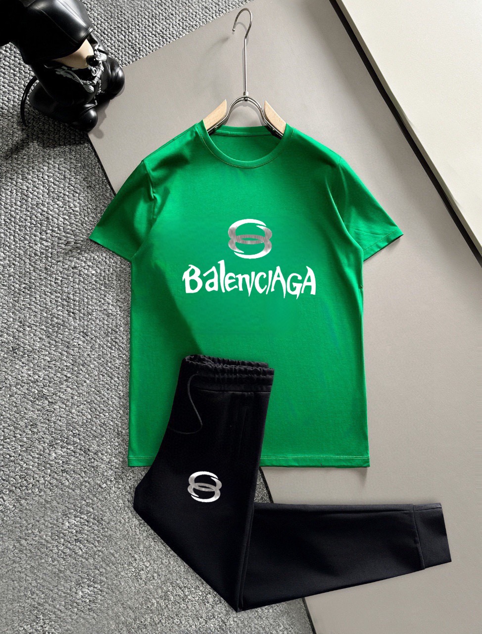 Balenciaga 品牌：巴黎世家 (胖子福音) 2026 世界知名奢侈品牌