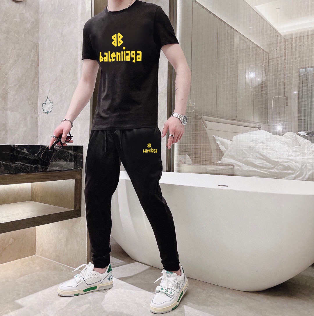 Balenciaga 品牌：巴黎世家 (胖子福音) 2026 世界知名奢侈品牌