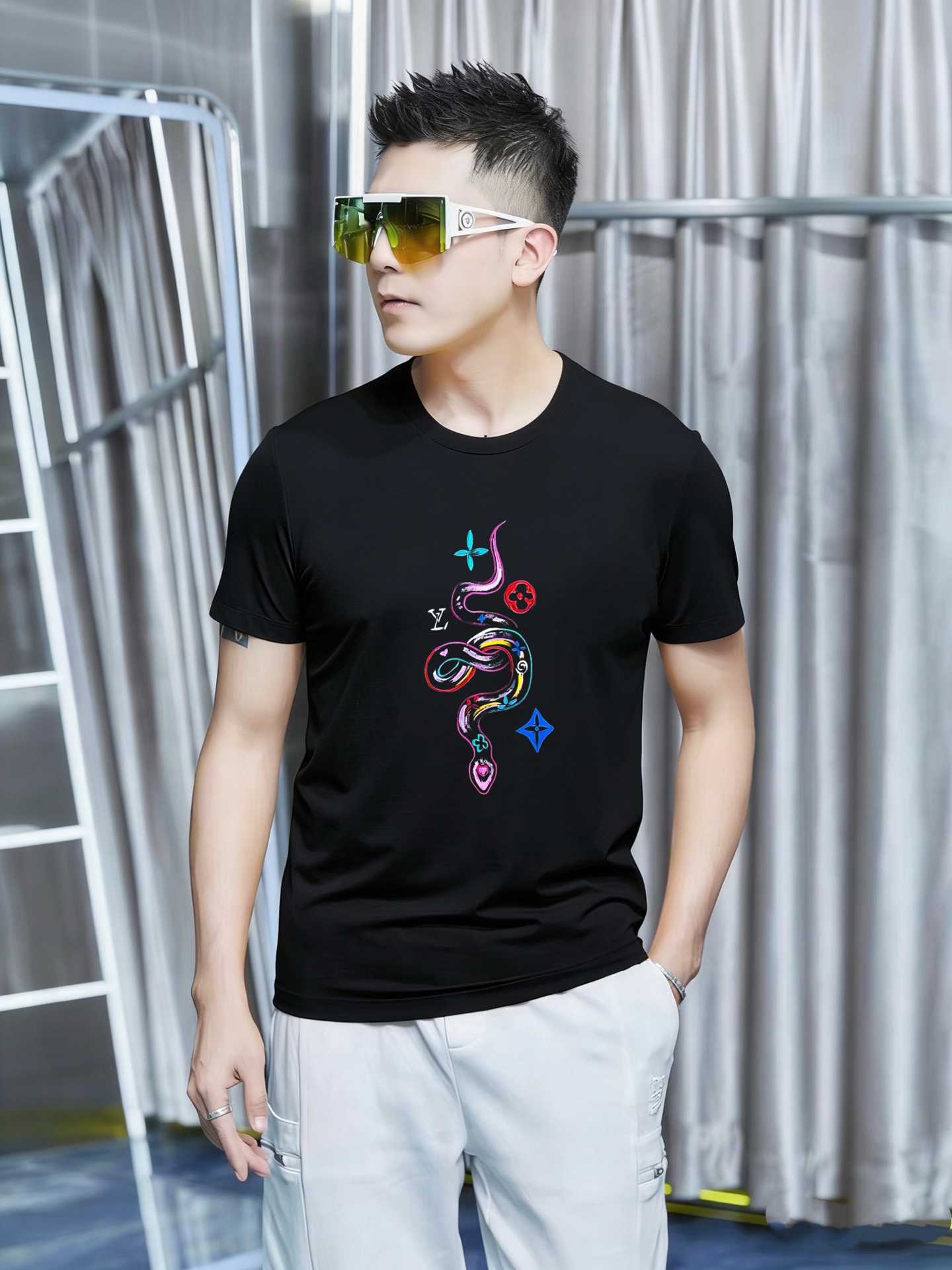 Louis Vuitton 品牌： LV (胖子福音) 男士休闲短袖T恤 2026春夏新品
