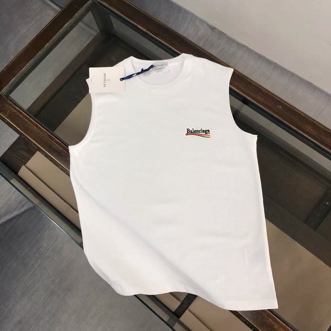 Balenciaga 品牌：巴黎世家 2026夏季新品背心T袖 简约款式 任何人都可以轻松驾驶 进口定制丝光棉面料 手软舒适有型 吸汗透气