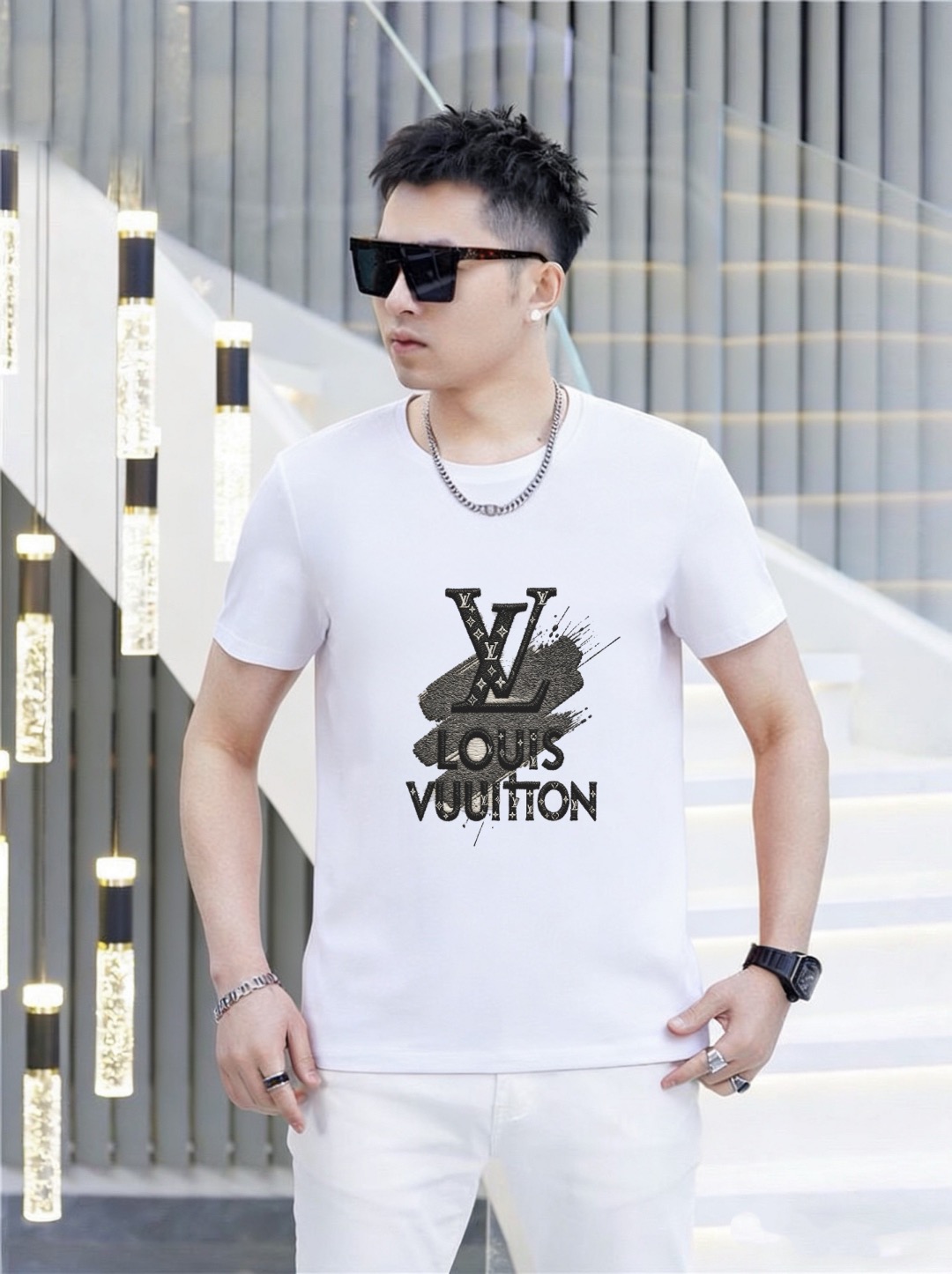 Louis Vuitton 品牌： LV (胖子福音) 男士休闲短袖T恤 2026春夏新品