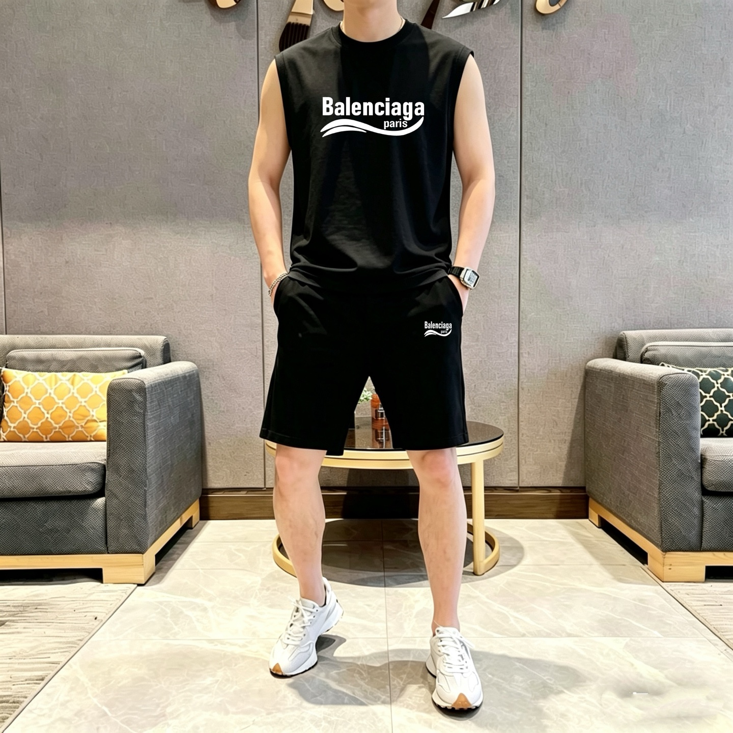 Balenciaga 品牌：巴黎世家 2026 夏季新品背心套装