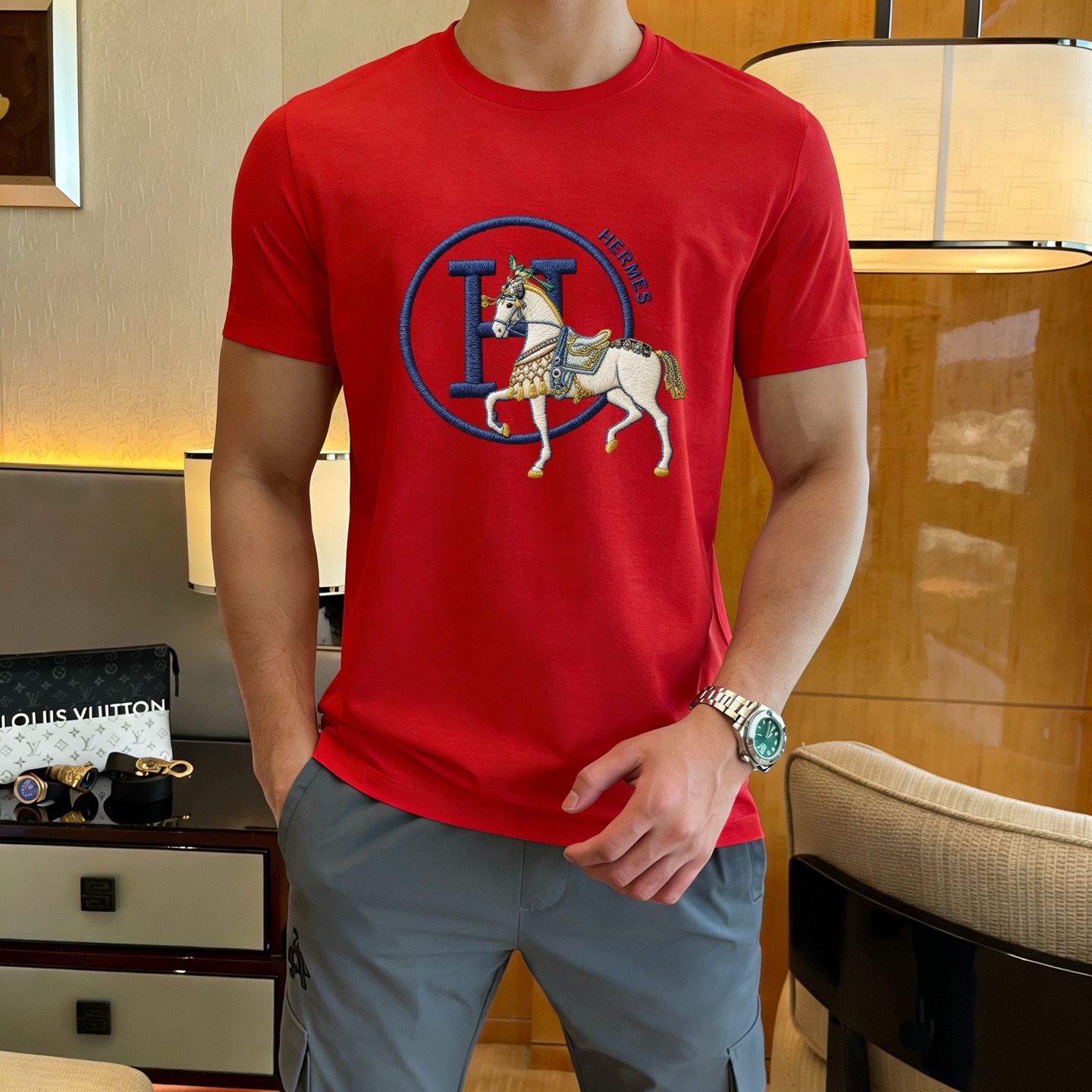 Hermès 品牌： 爱马仕 (胖子福音) 男士休闲短袖T恤 2026春夏新品