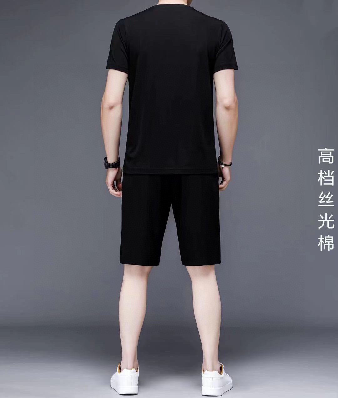 Hermès 品牌: 爱马仕 2026新款男士短袖短裤套装 销售 市面高端版本 手感细腻柔软 让你穿着更加舒适 立体裁剪版型超赞 尺码:M-5XL下单请报身高体重