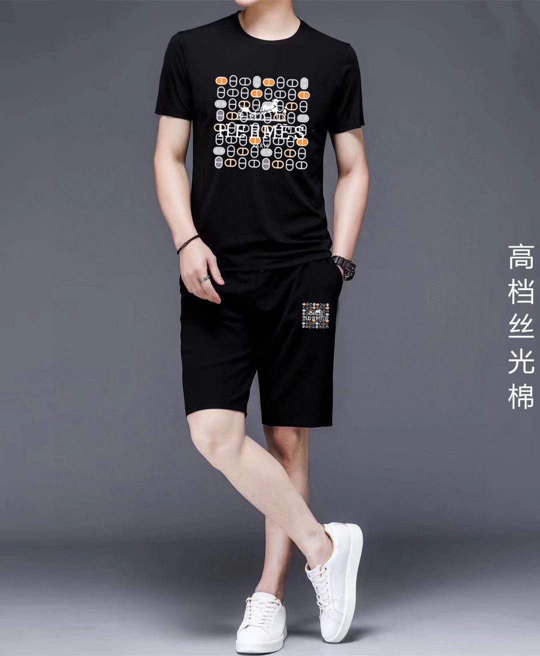 Hermès 品牌: 爱马仕 2026新款男士短袖短裤套装 销售 市面高端版本 手感细腻柔软 让你穿着更加舒适 立体裁剪版型超赞 尺码:M-5XL下单请报身高体重