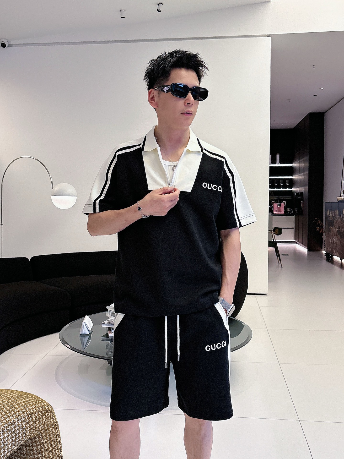 NO:873210,Direct batch of brand Gucci 2026 summer latest model, same style for men and women, classic design short-sleeved T-shirt shorts suit, slightly expanded version, customized air layer fabric, soft to the touch, comfortable to wear, fine workmanship. The upper body effect is invincible and handsome, size M-3XLD1, shorts, T-shirt, tees, t-shirt,19860909直批 品牌古奇 2026夏季最新款,男女同款,经典设计短袖T恤短裤套装,微扩版型,定制空气层面料,手感柔软,穿着舒适,做工精细.上身效果无敌帅气,码数M-3XLD1,,shorts,T-shirt,tees，t-shirt,,Men's clothing