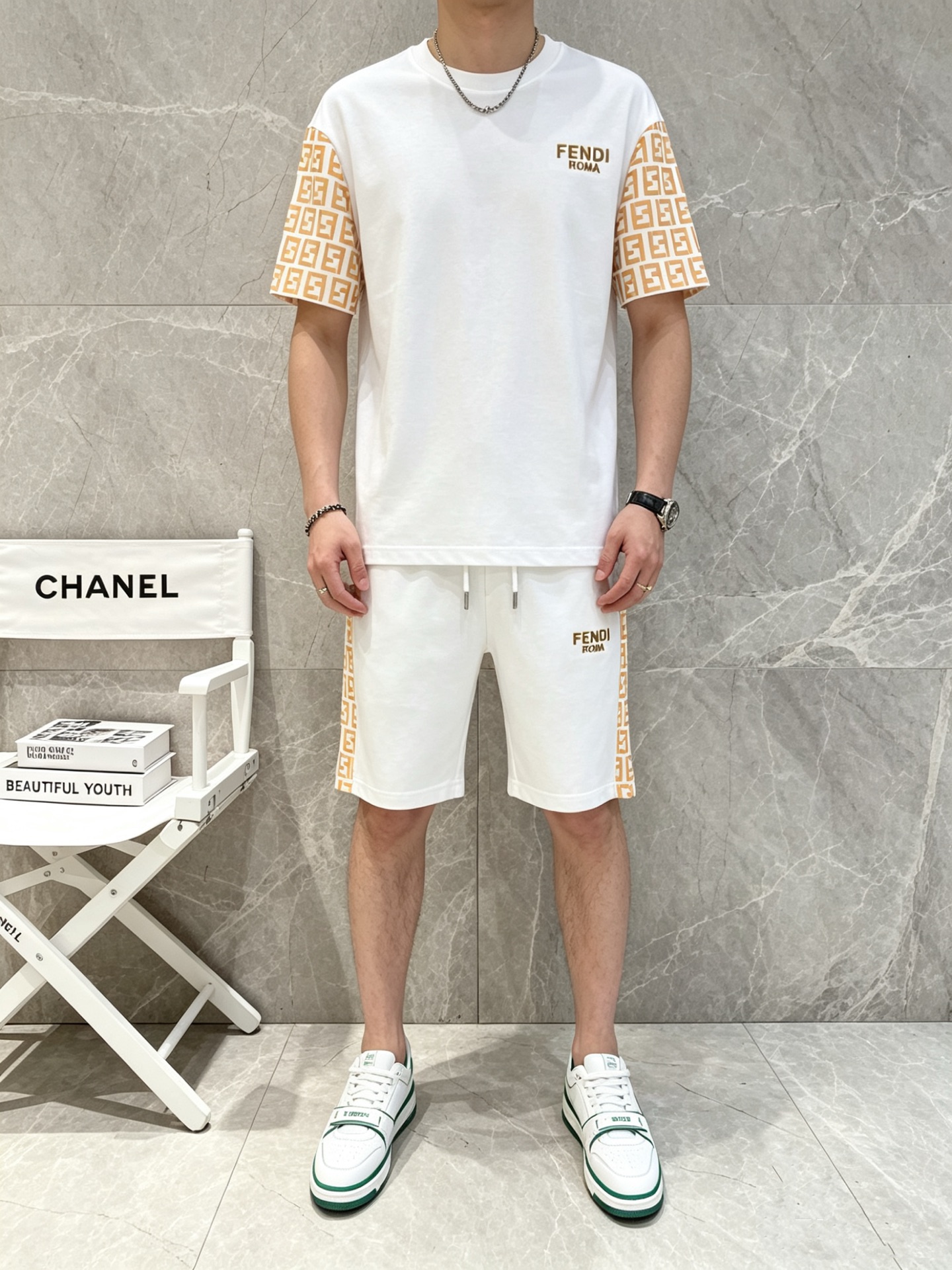 NO:917138,Directly approved brand Fendi 2026 summer latest model, same style for men and women, classic design short-sleeved T-shirt shorts suit, slightly expanded version, customized air layer fabric, soft to the touch, comfortable to wear, fine workmanship. The upper body effect is invincible and handsome, size M-3XL,, fendi, shorts, T-shirt, tees, t-shirt,19860909直批 品牌芬迪 2026夏季最新款,男女同款,经典设计短袖T恤短裤套装,微扩版型,定制空气层面料,手感柔软,穿着舒适,做工精细.上身效果无敌帅气,码数M-3XL,,fendi,shorts,T-shirt,tees，t-shirt,,Men's clothing