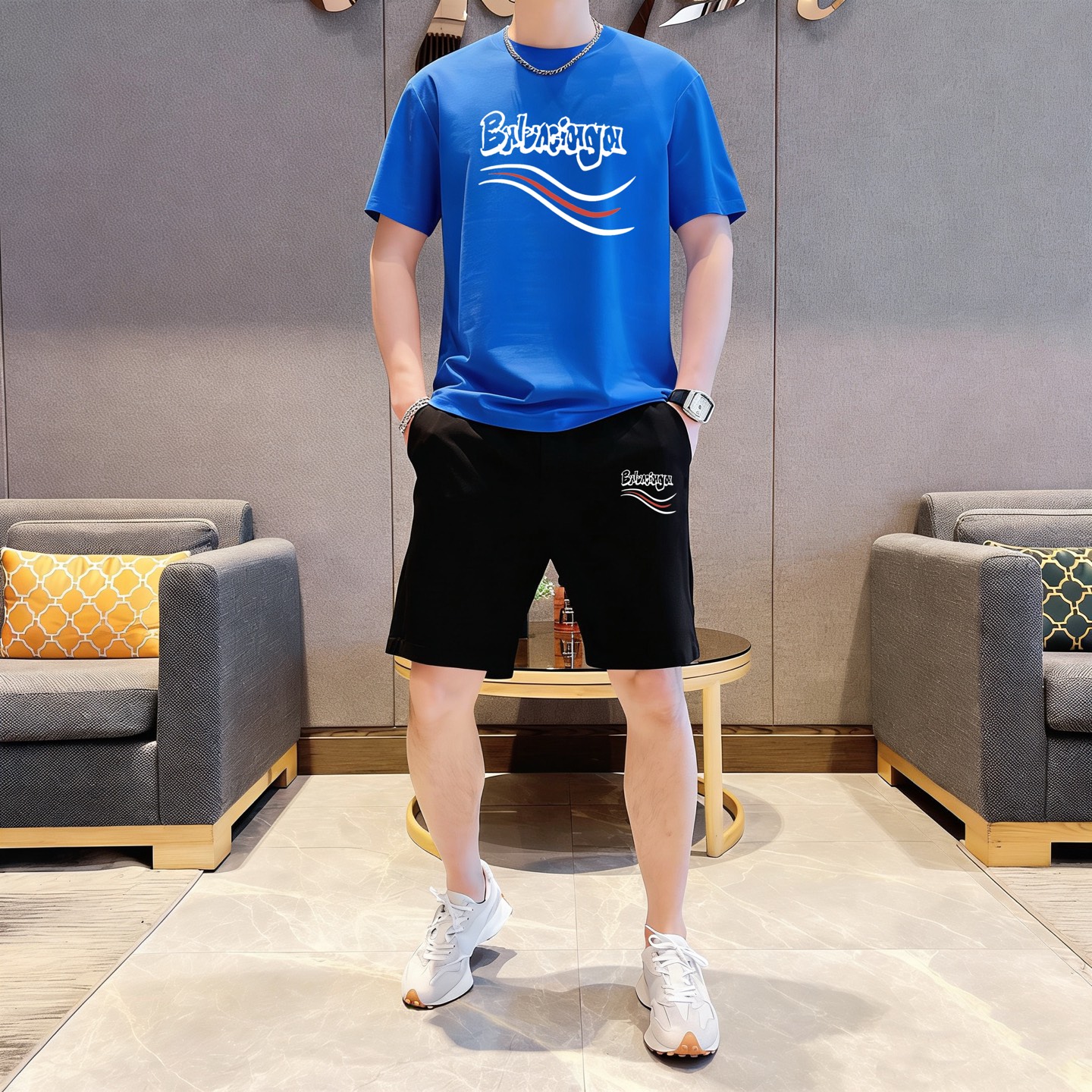 P120 Marca: Balenciaga ¡Nuevo traje corto de manga corta para hombre 2026! ¡Ventas sincrónicas en el sitio web oficial!…