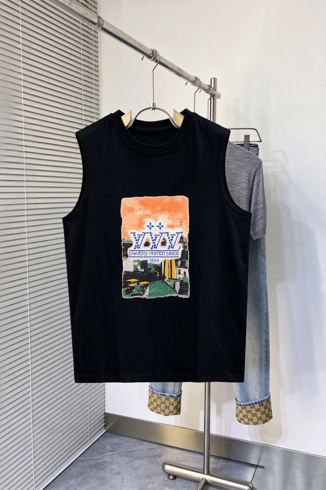 P80 Marca: LV 2026 Nuevo chaleco y camiseta de verano, estilo clásico y sencillo, cualquiera puede llevarlo fácilmente,…