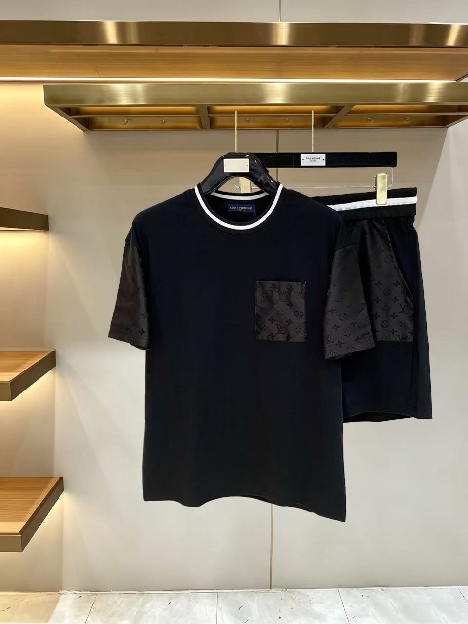 P290 Marca: LV 2026 último estilo de verano, mismo estilo para hombres y mujeres, traje de pantalones cortos de camiset…