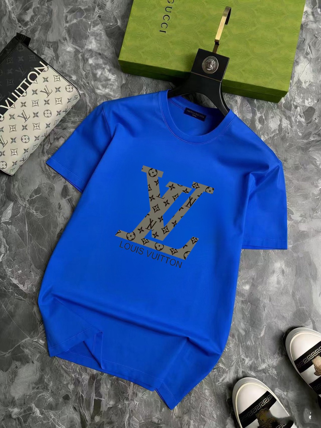 P70 Marca: LV (Fat Man Gospel) Camiseta casual de manga corta original para hombre, nuevo producto para la primavera y …