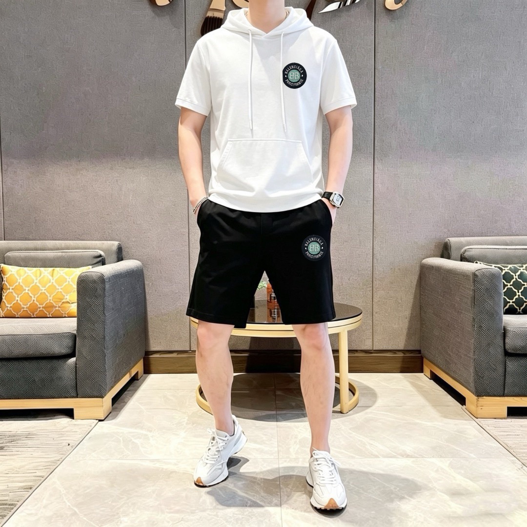 P140 Marca: Balenciaga 2026 sitio web oficial mismo estilo. Marca de lujo de renombre mundial. Traje de manga corta con…