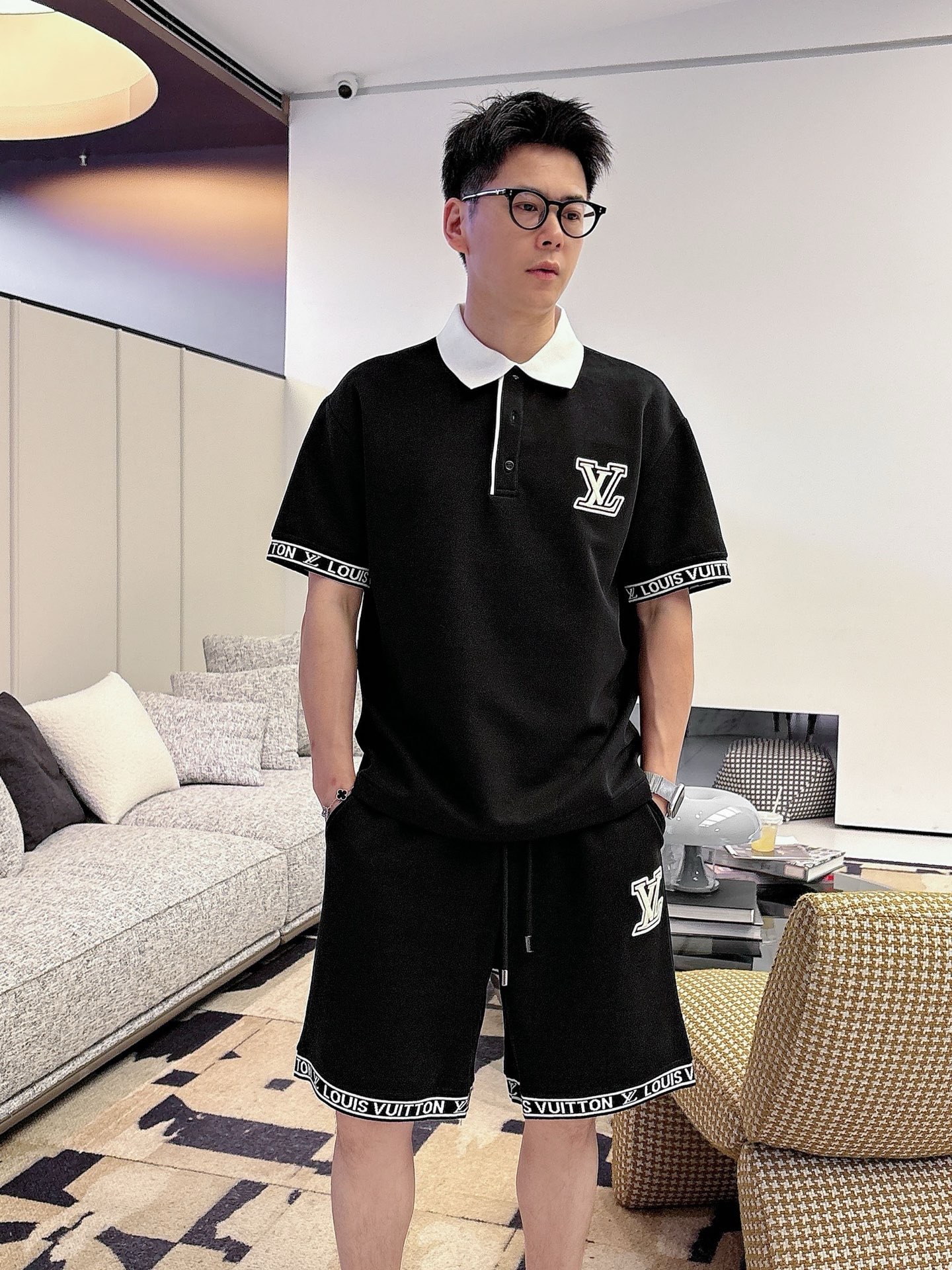 P290 Marca: LV 2026 último estilo de verano, mismo estilo para hombres y mujeres, traje de pantalones cortos de camiset…