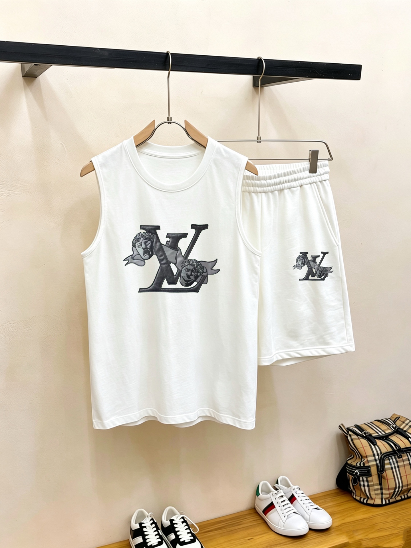 P120 Marca: LV 2026 Nuevo traje de chaleco de verano, estilo clásico y simple, cualquiera puede conducir fácilmente, te…