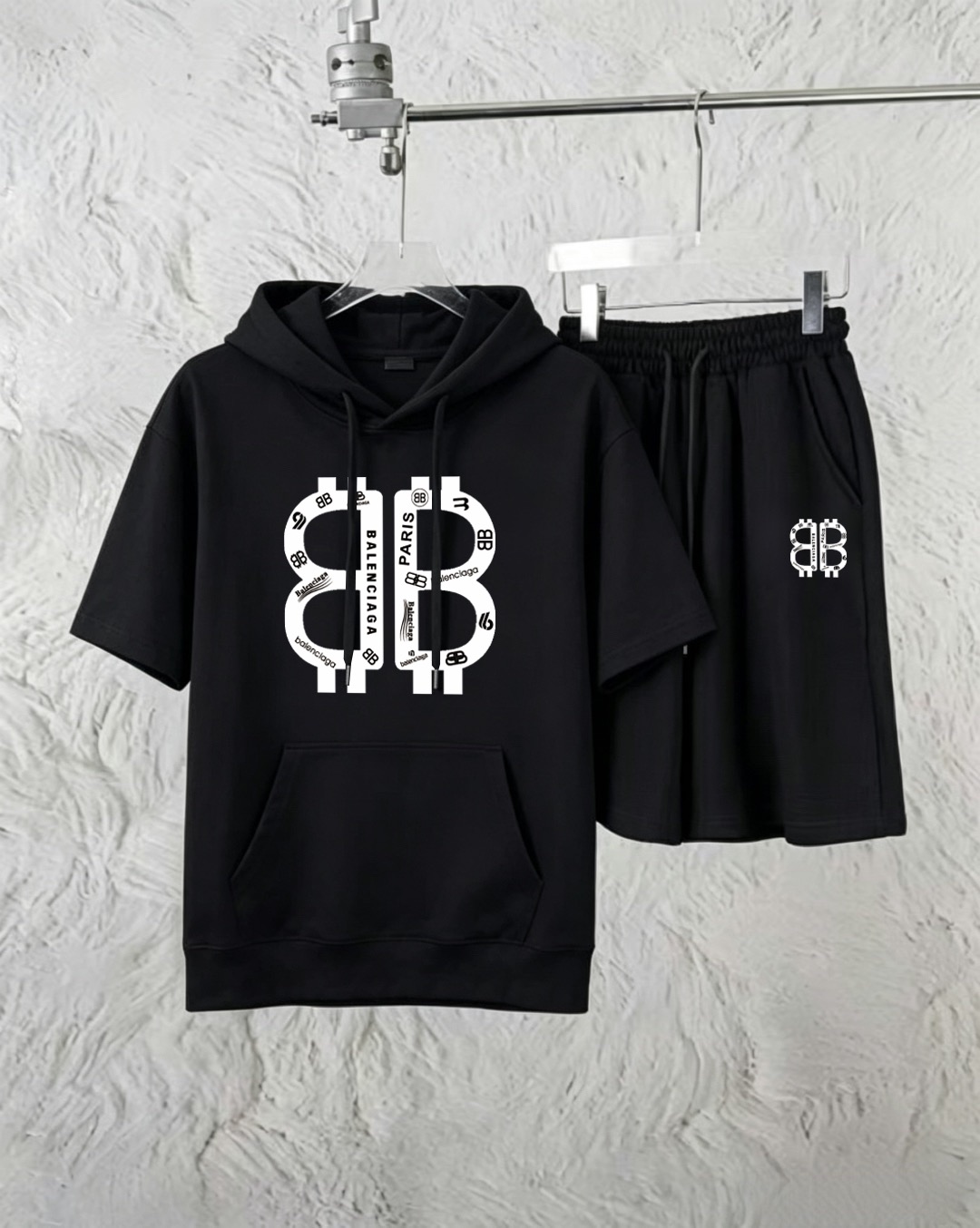 P140 Marca: Balenciaga 2026 sitio web oficial mismo estilo. Marca de lujo de renombre mundial. Traje de manga corta con…