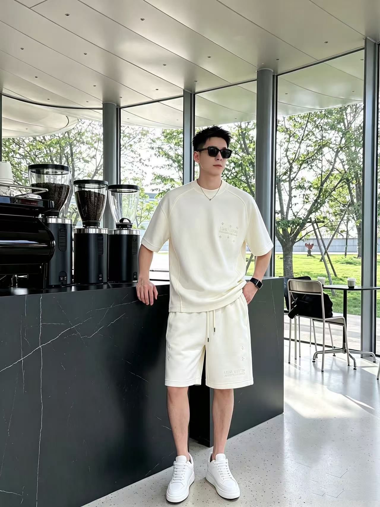 P290 Marca: LV 2026 último estilo de verano, mismo estilo para hombres y mujeres, traje de pantalones cortos de camiset…