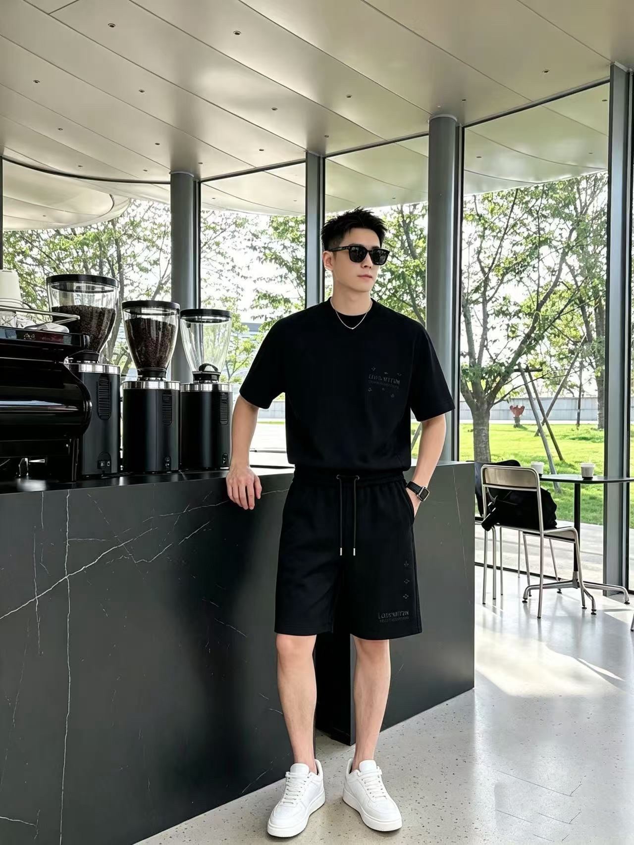 P290 Marca: LV 2026 último estilo de verano, mismo estilo para hombres y mujeres, traje de pantalones cortos de camiset…