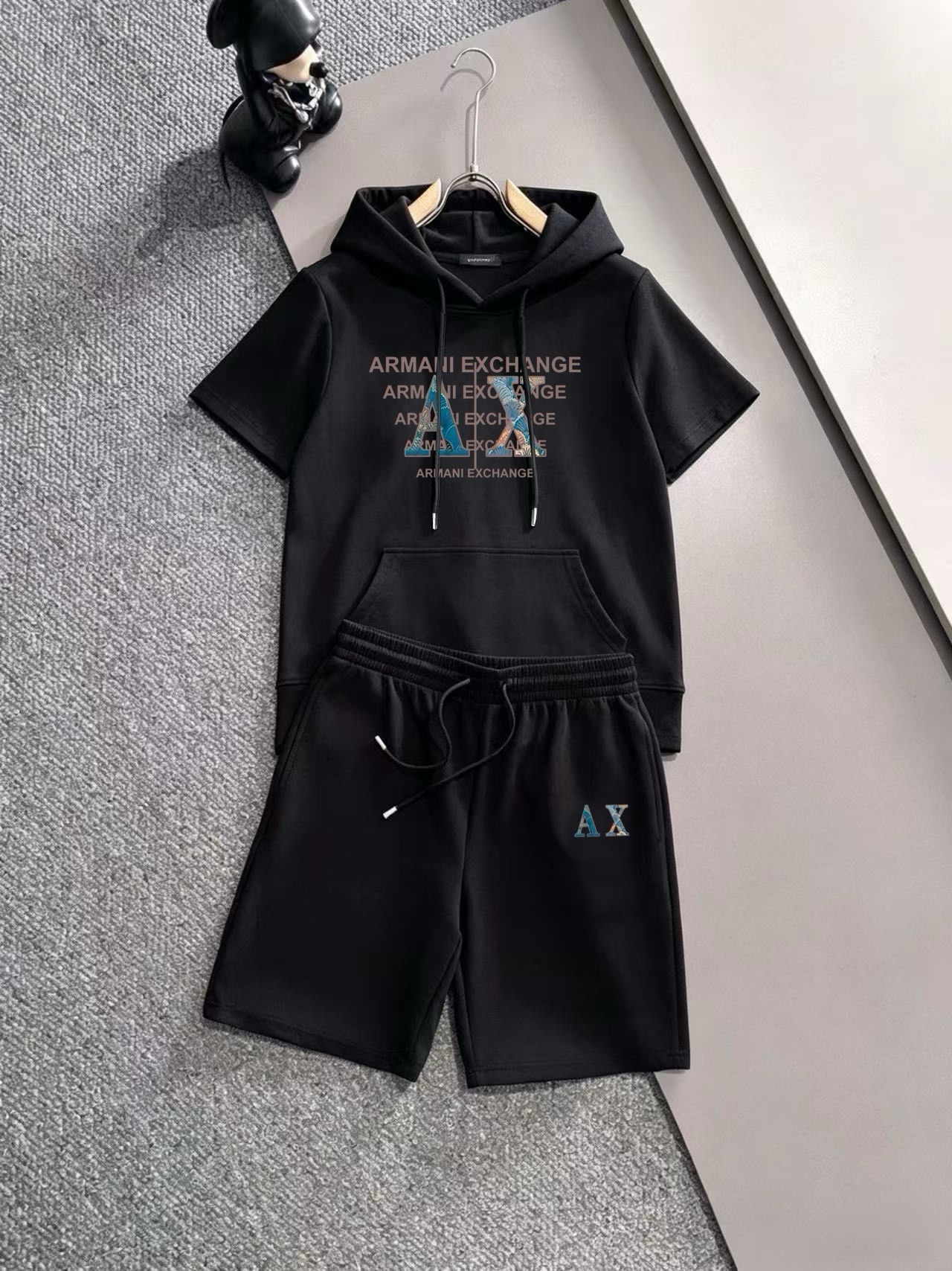 P140 Marca: Armani, mismo modelo de la web oficial 2026. Marca de lujo mundialmente conocida. Conjunto de verano para h…