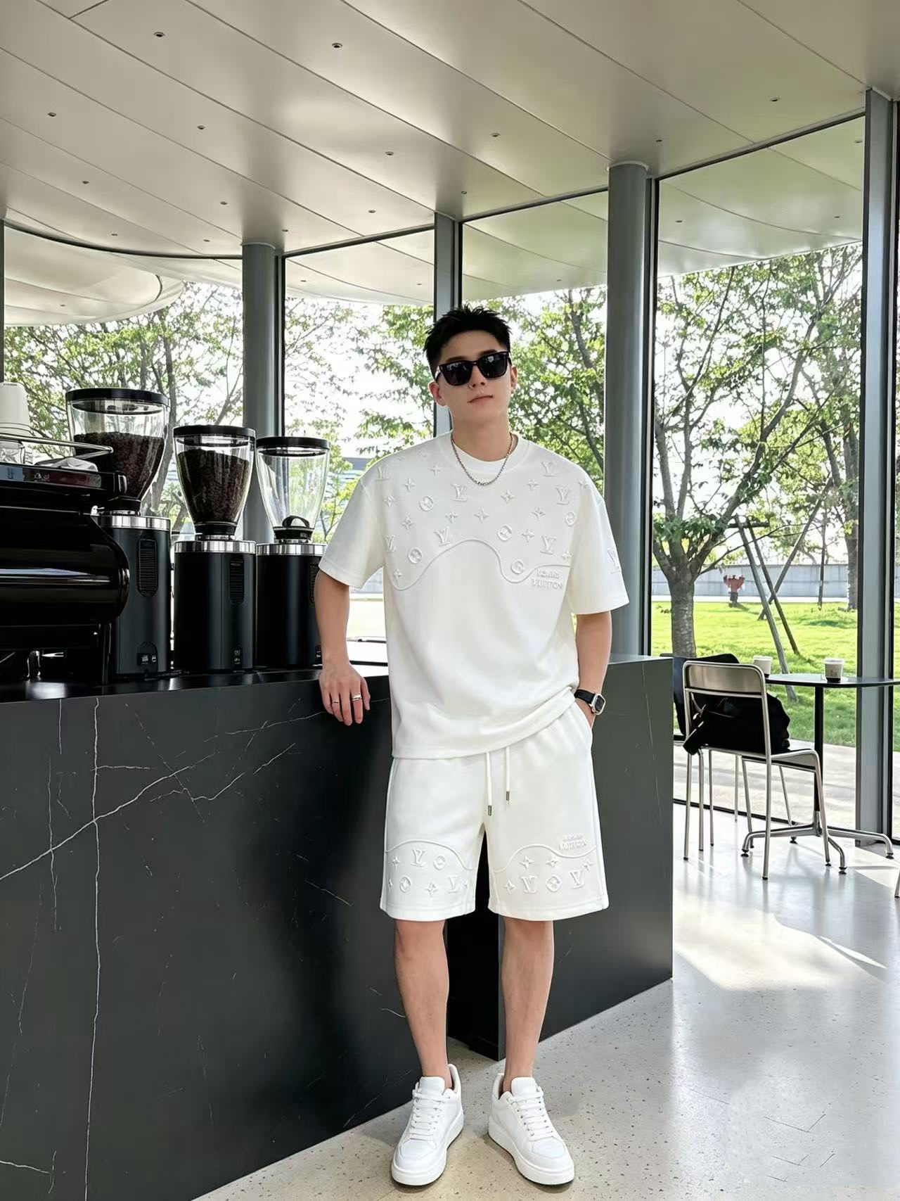 P290 Marca: LV 2026 último estilo de verano, mismo estilo para hombres y mujeres, traje de pantalones cortos de camiset…