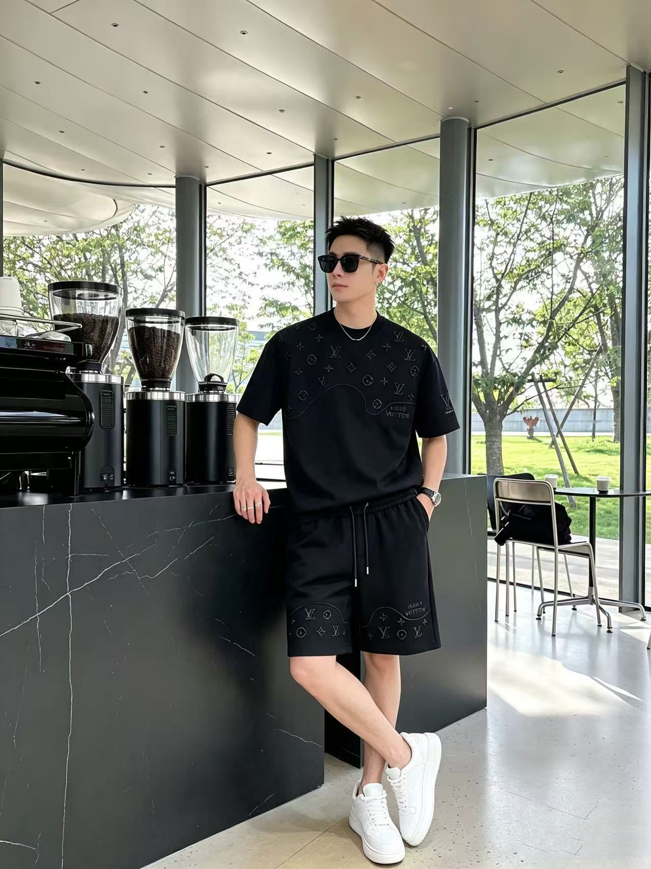 P290 Marca: LV 2026 último estilo de verano, mismo estilo para hombres y mujeres, traje de pantalones cortos de camiset…