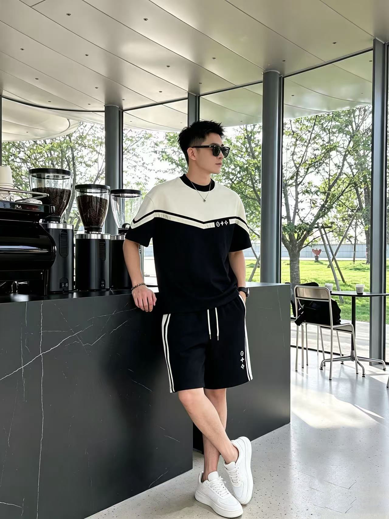 P290 Marca: LV 2026 último estilo de verano, mismo estilo para hombres y mujeres, traje de pantalones cortos de camiset…