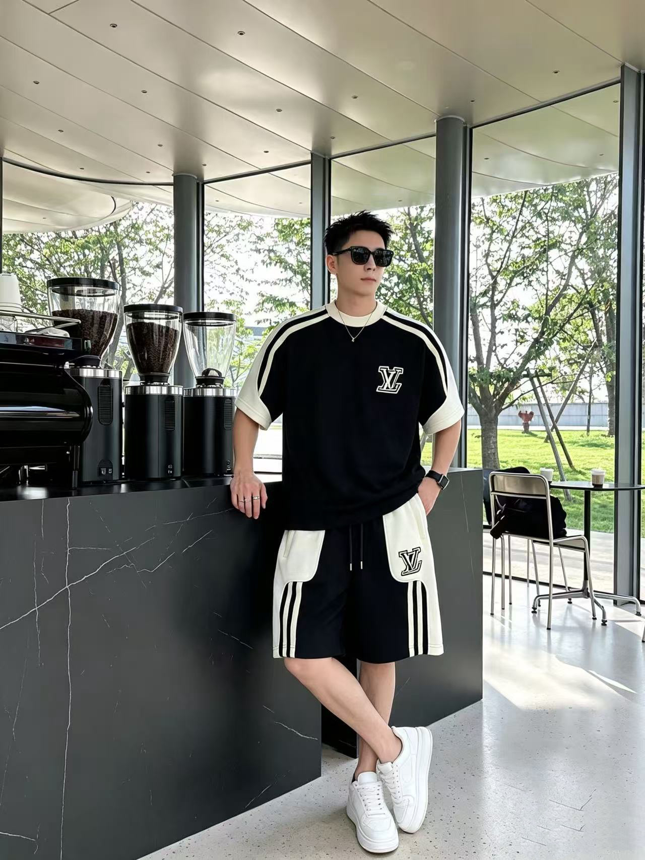 P290 Marca: LV 2026 último estilo de verano, mismo estilo para hombres y mujeres, traje de pantalones cortos de camiset…