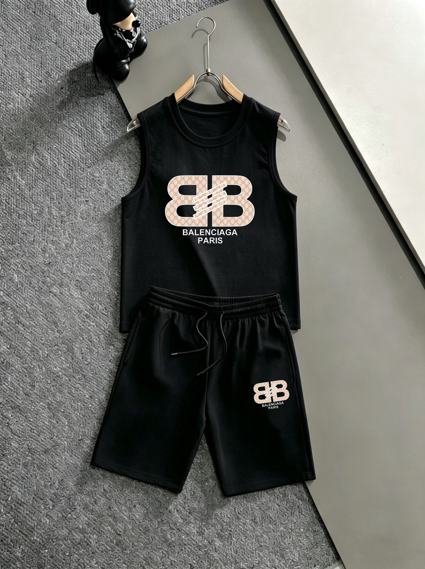 P120 Marca: Balenciaga 2026 Nuevo traje chaleco de verano, estilo clásico y sencillo. Cualquiera puede conducir fácilme…