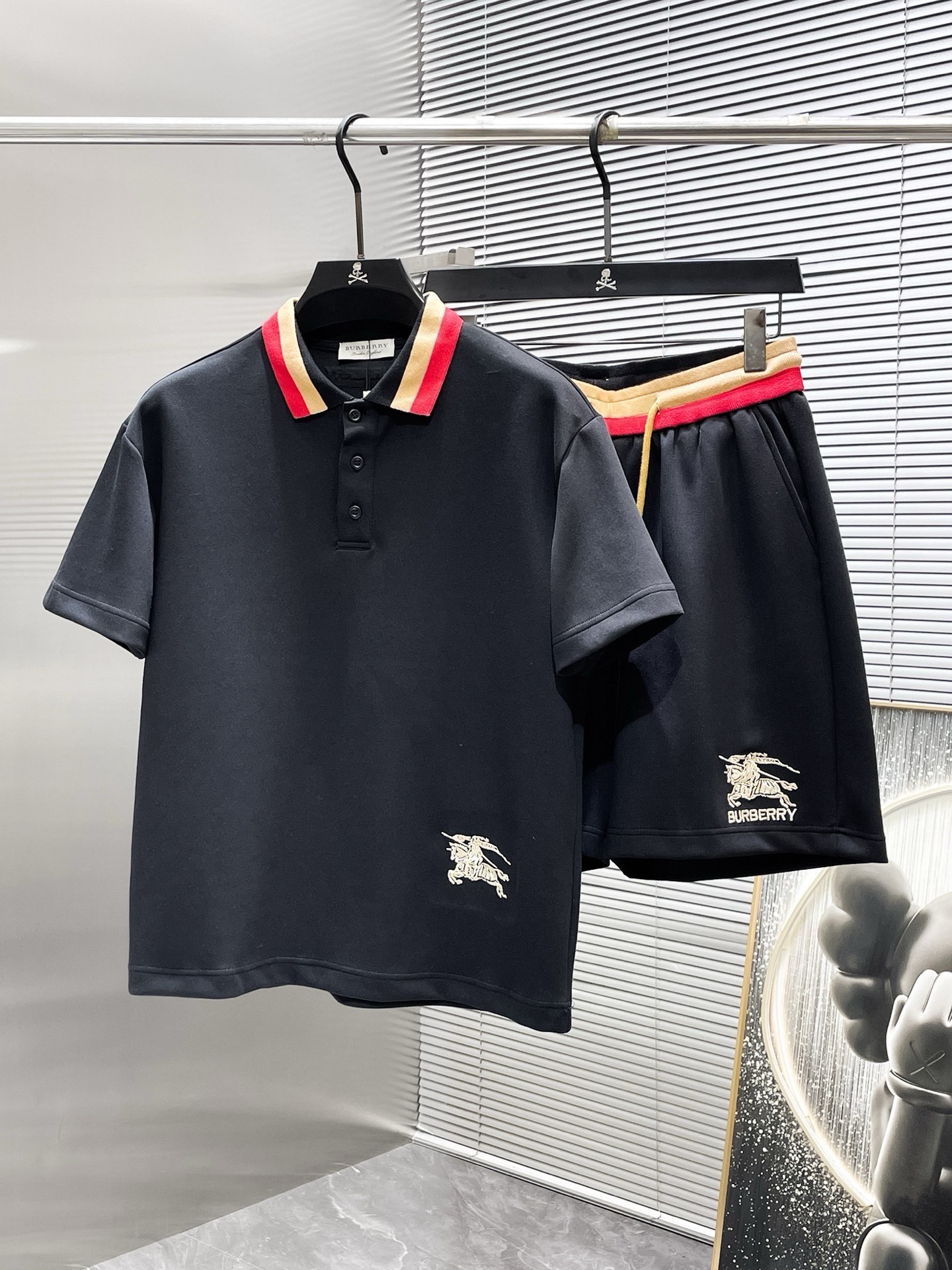 : 2026 T . M-3XL Burberry Novità Manica corta PantalonciniCompleto