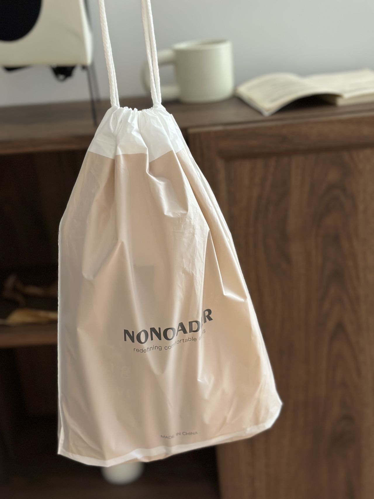The packaging doubles as a reusable storage pouch - Comprehensive 4