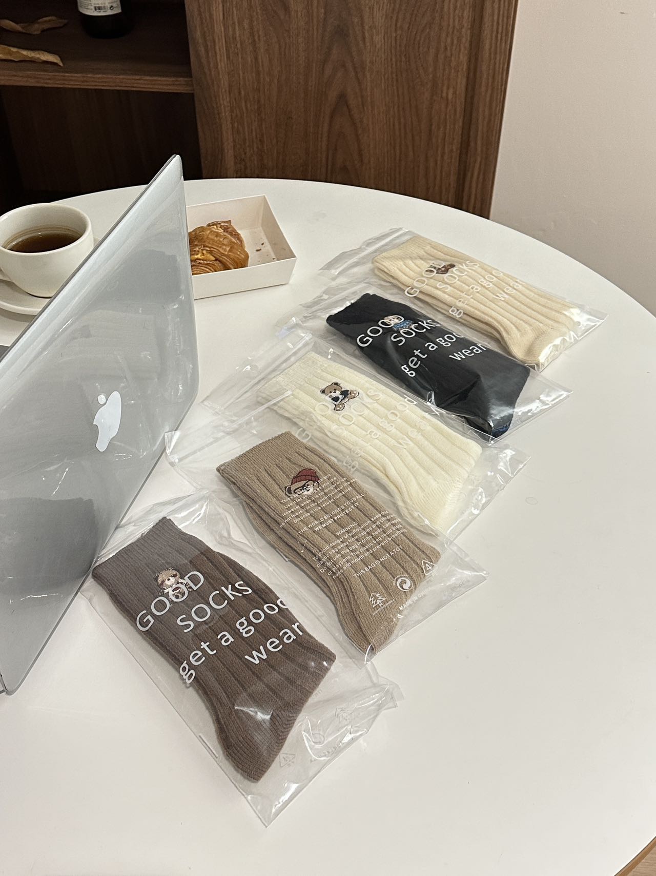 Each pair is individually packaged. - Comprehensive 3